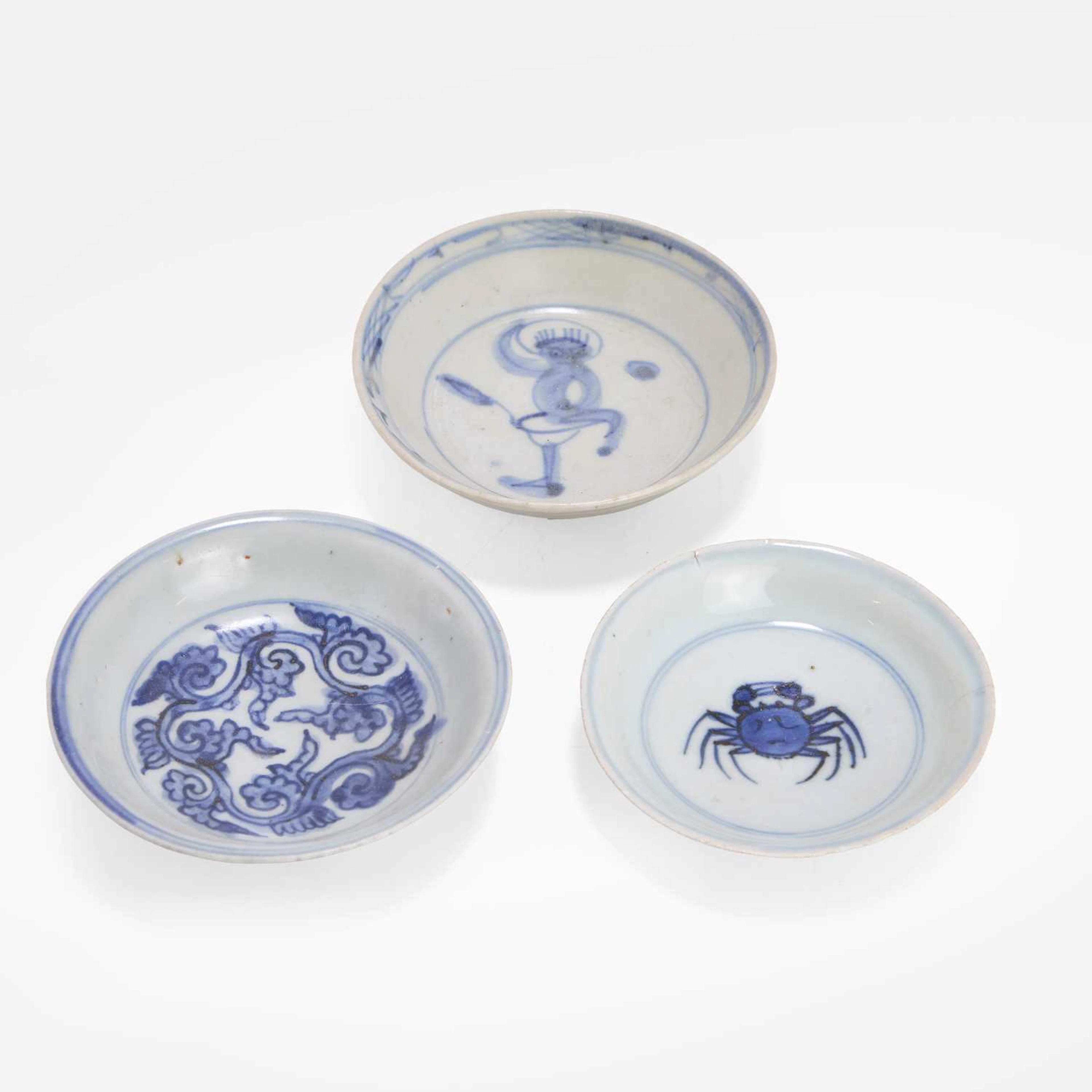 Three Chinese blue and white saucers late Ming dynasty