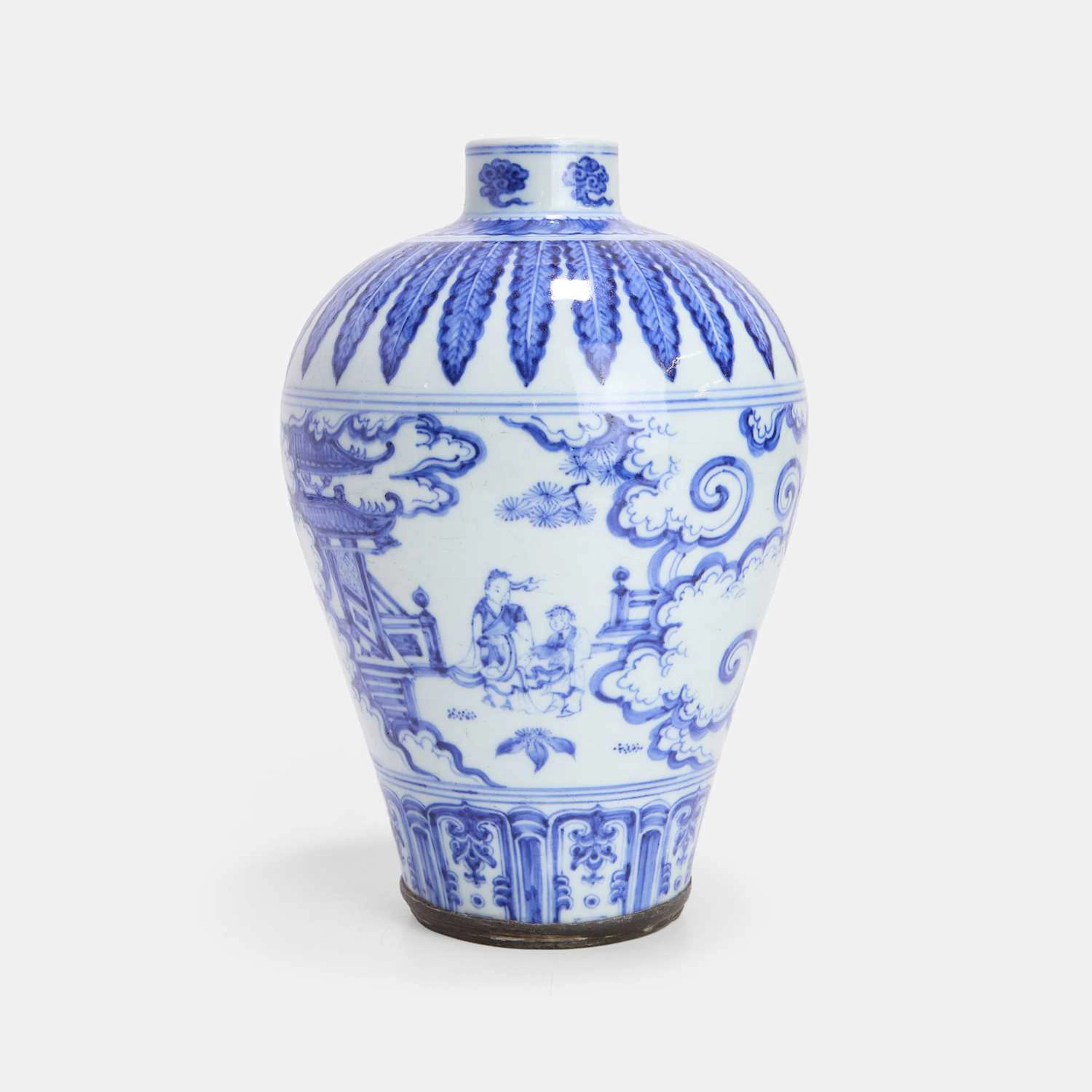 A Chinese blue and white meiping vase 20th century