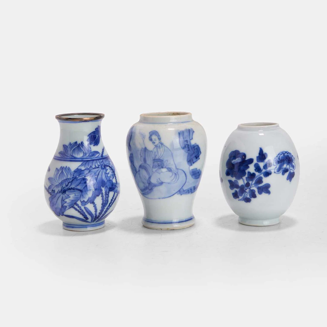 Three Chinese blue and white miniature vases Qing dynasty (1644-1911)