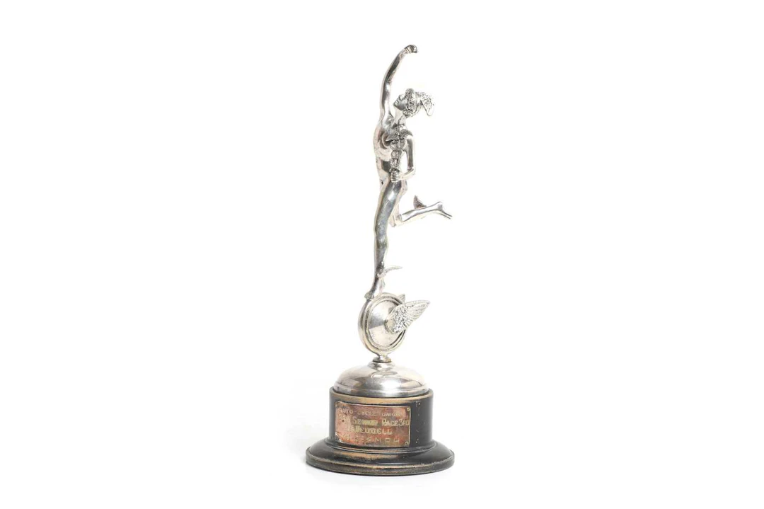 An Isle of Man TT replica trophy Circa 1948