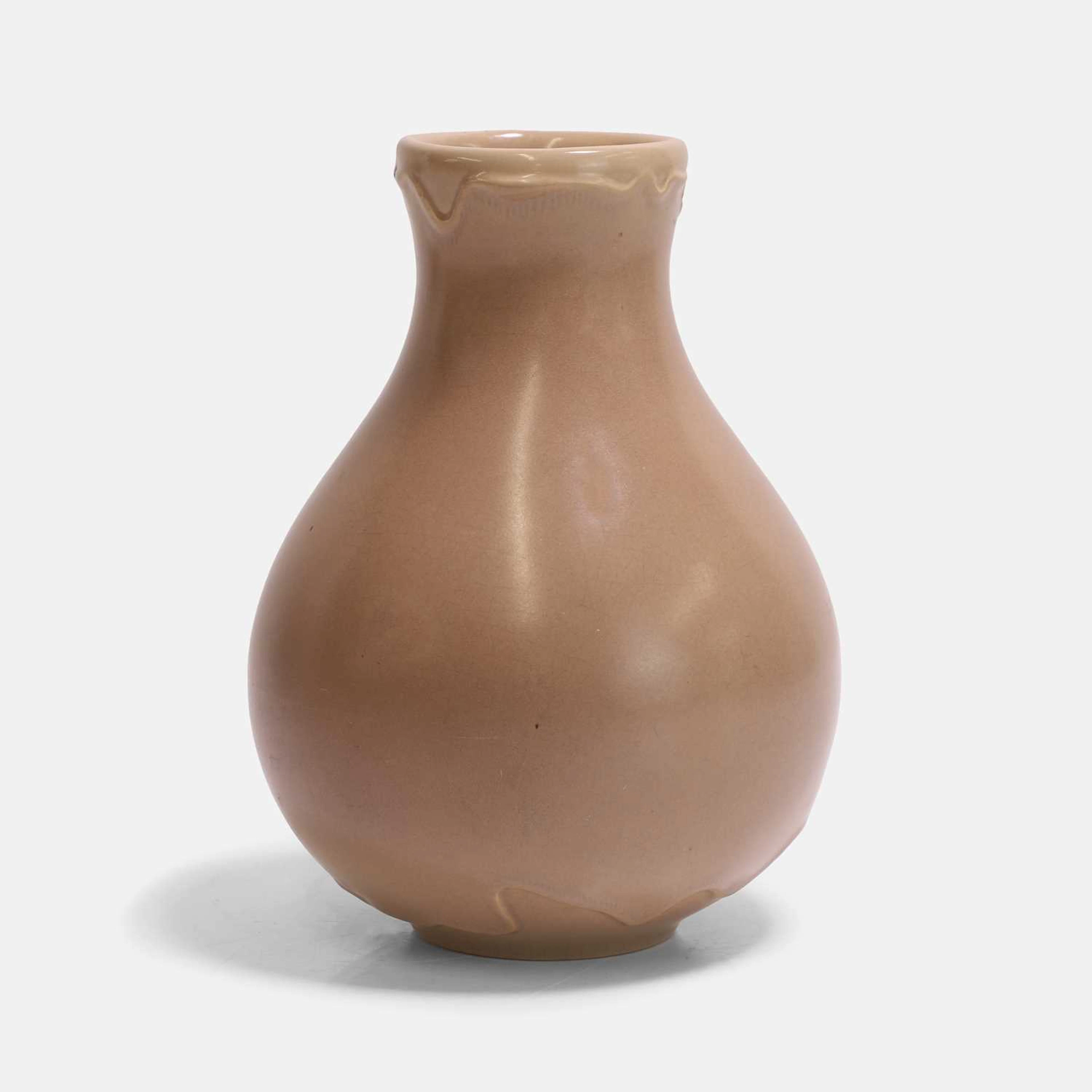 Richard Ginori a baluster vase
