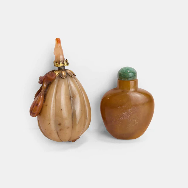 Two Chinese agate snuff bottles late Qing dynasty
