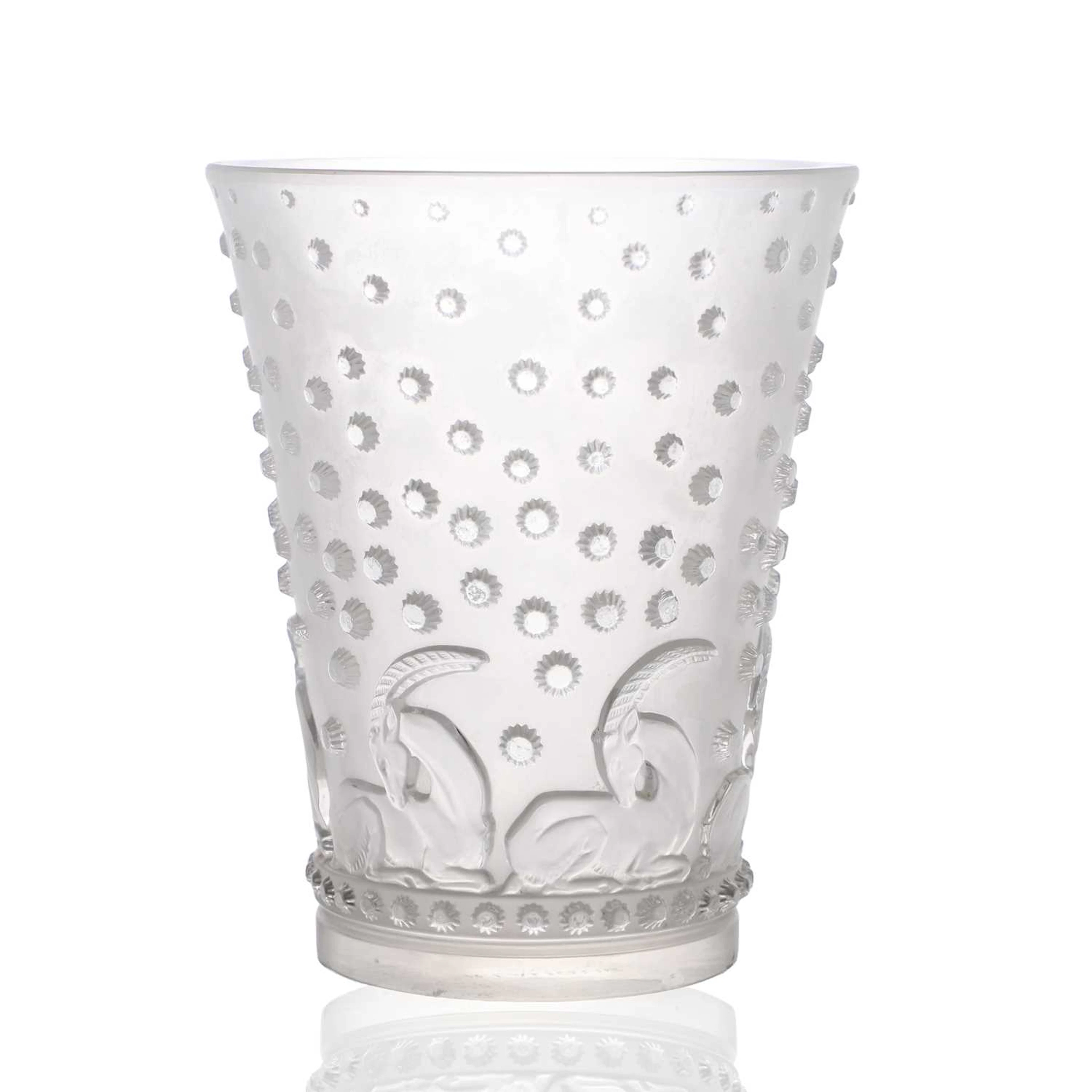 René Lalique (French, 1860-1945) an 'Ajaccio' vase, No. 10-914, designed