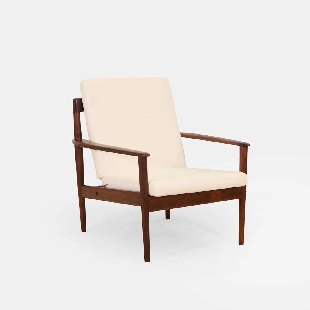 Grete Jalk (Danish, 1920-2006) for Poul Jeppesen a 'Model 56' Santos