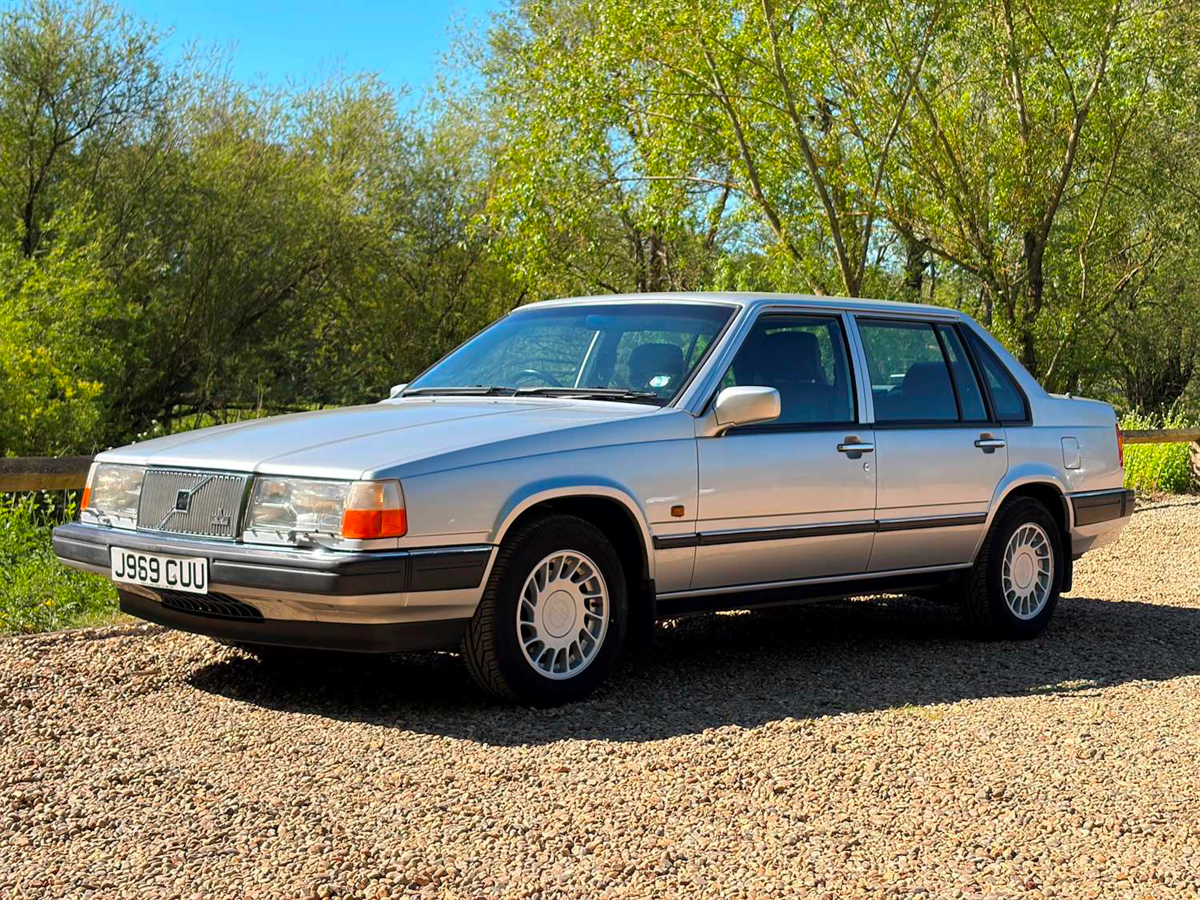 A 1991 Volvo 960 2.3 High Pressure Turbo Saloon
