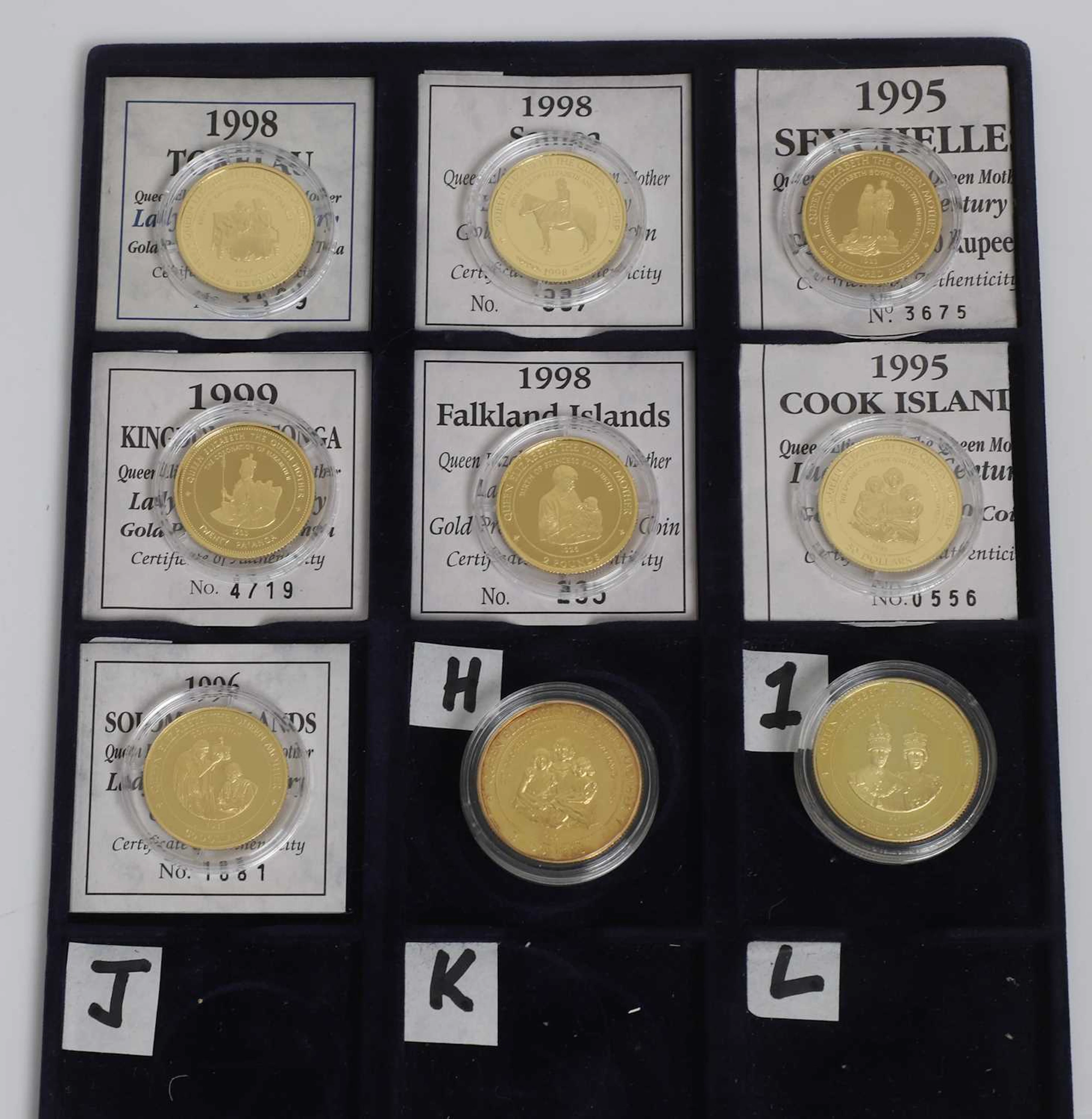 Coins, World, Elizabeth II (1952-2022)