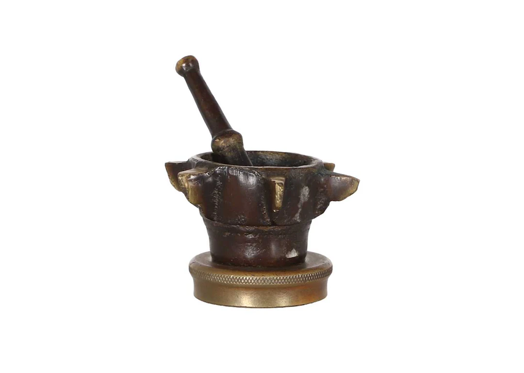 An antique bronze metal Spanish Colonial Mortar and Pestle 16th / 17th century