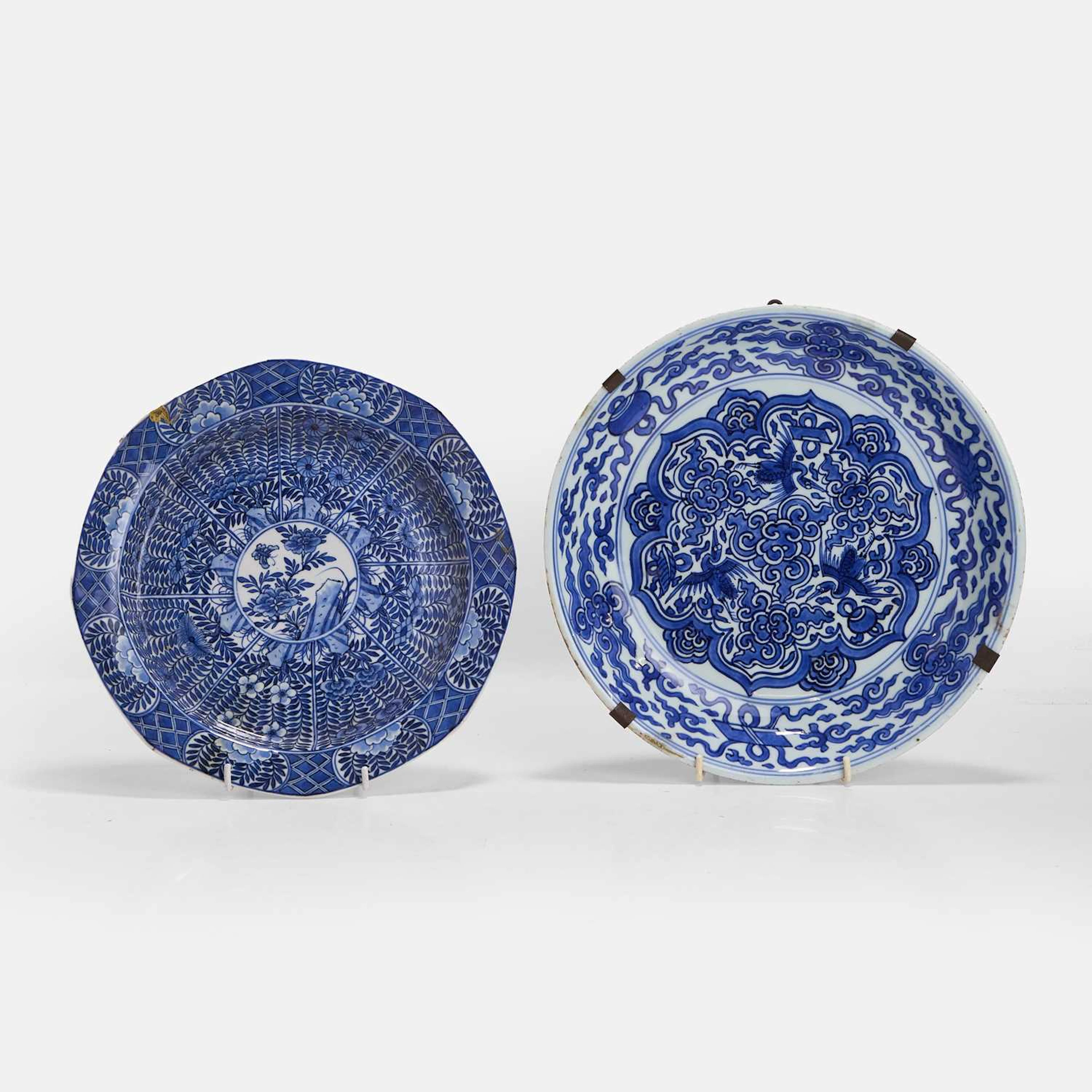 Two Chinese blue and white plates Kangxi (1662-1722)
