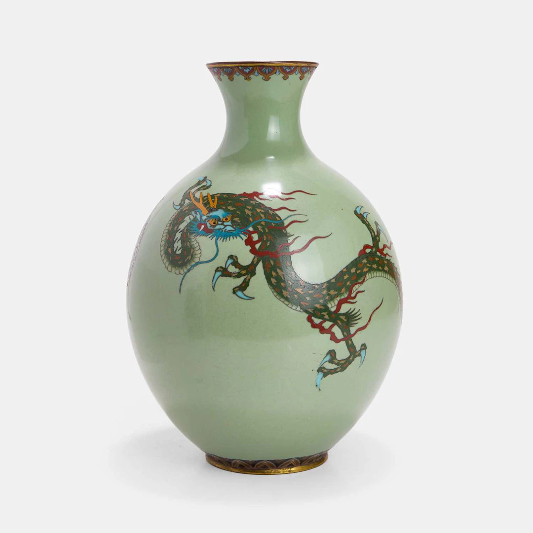 A Japanese cloisonné vase Meiji period (1868-1912)