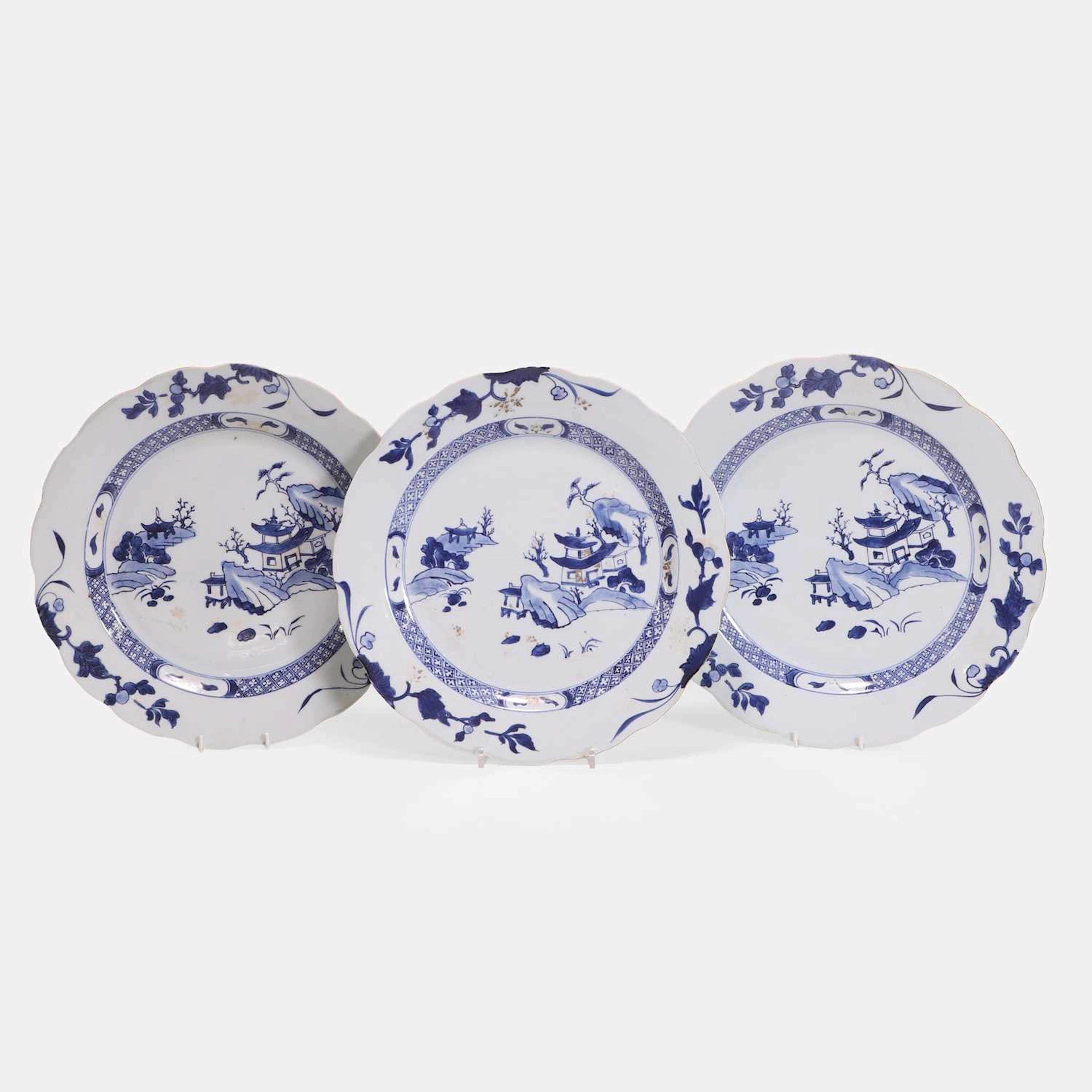 Three Chinese Nanking Cargo blue and white chargers circa 1750