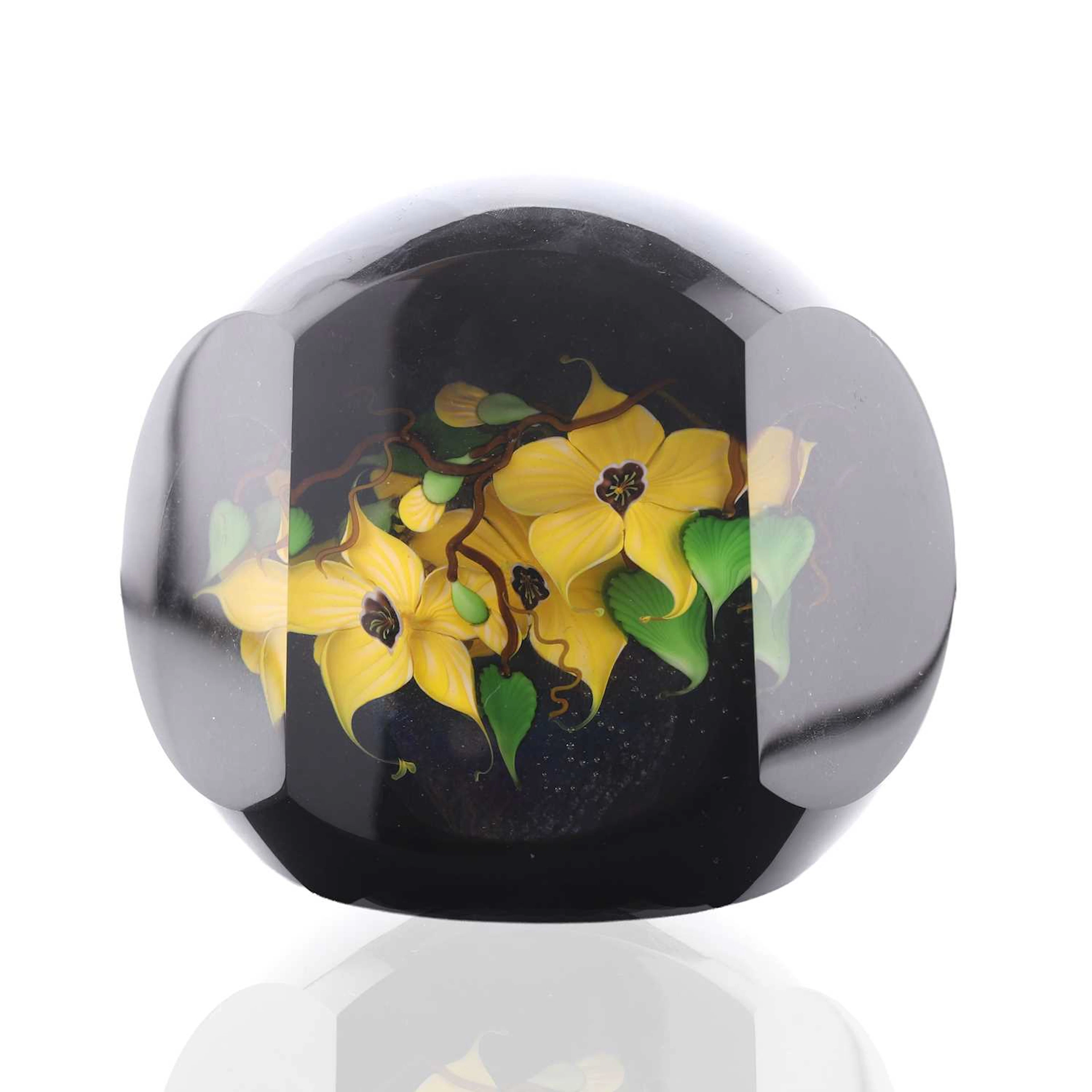 Mayauel Ward (American, b.1956) a large paperweight, 2001