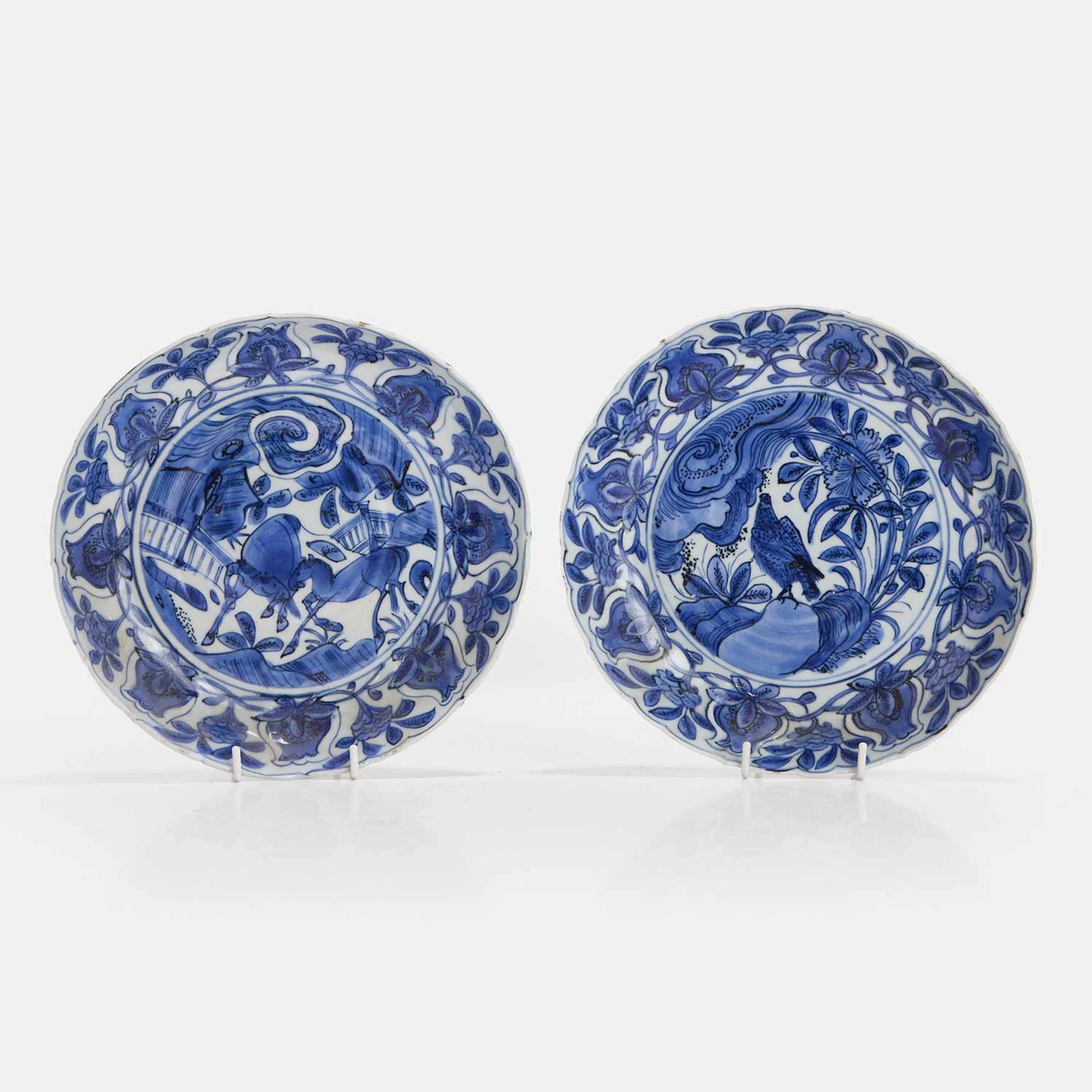 Two Chinese Kraak blue and white plates Wanli (1573-1620)