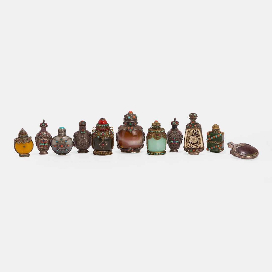 A collection of Chinese snuff bottles 20th century