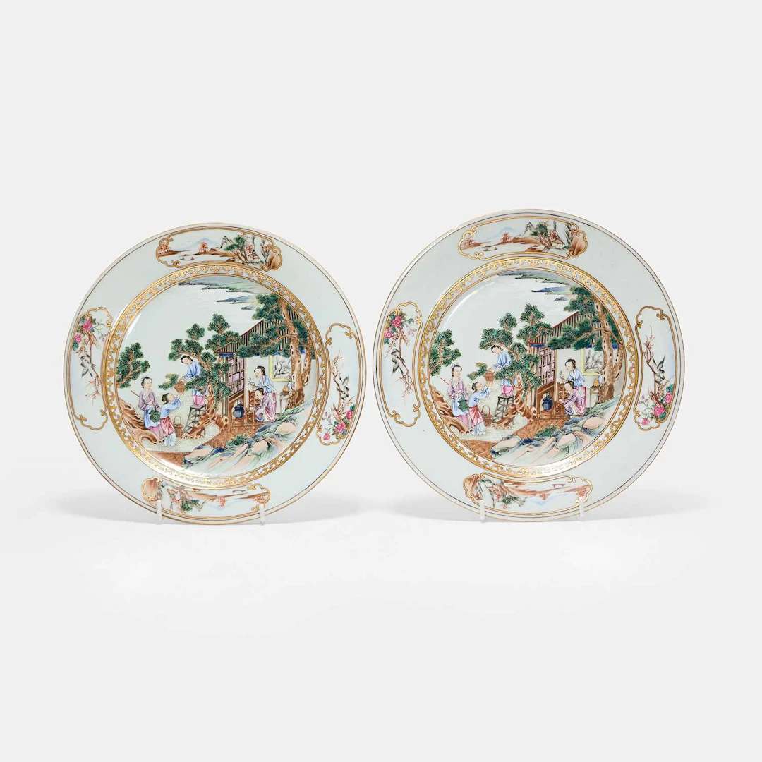 A pair of Chinese famille rose plates
