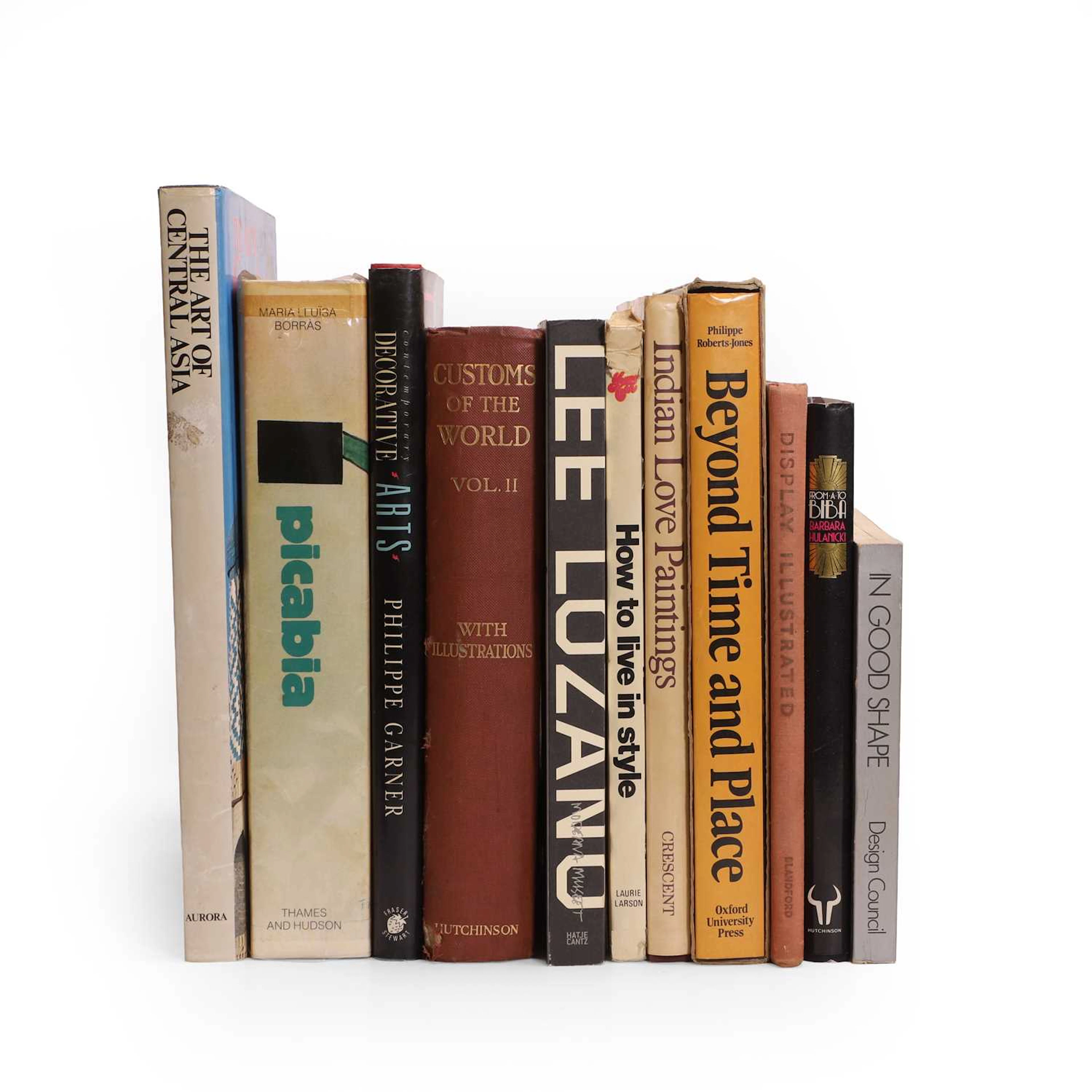 A large group of art and design books
