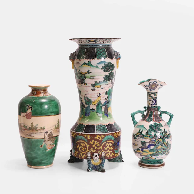 Three Japanese ceramic vases 19th-20th century