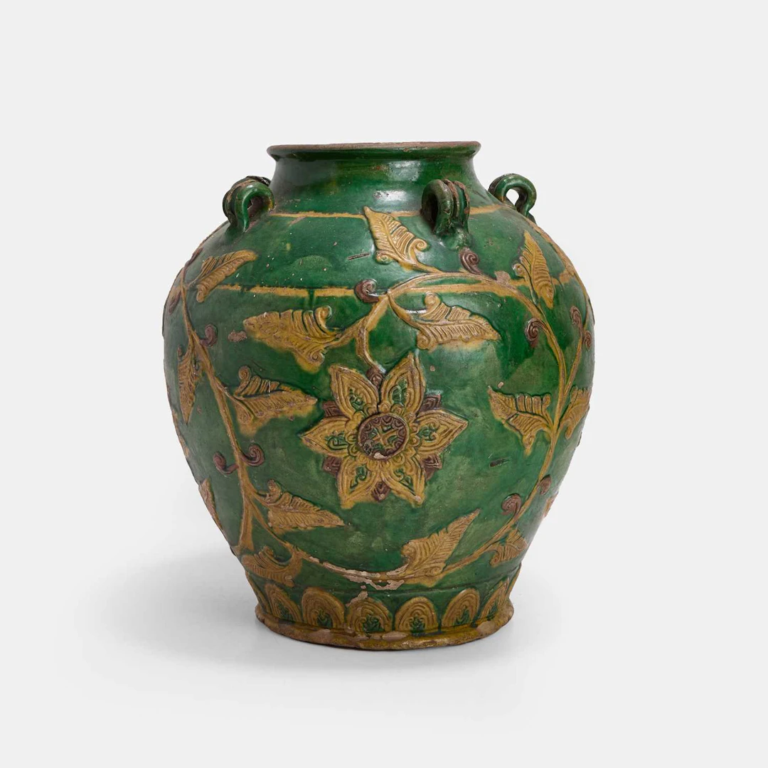 A Chinese sancai-enamelled 'Tradescant' stoneware jar Ming dynasty (1368-1644)