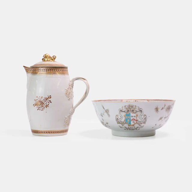 Two pieces of Chinese export porcelain 18th century