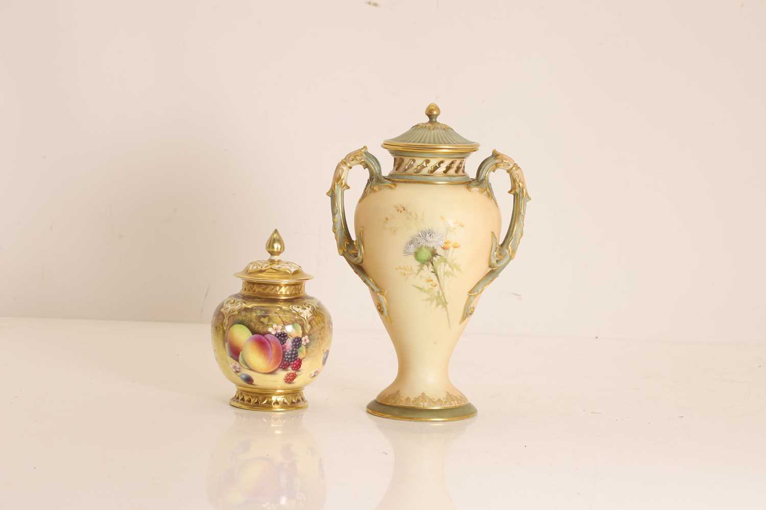 Two Worcester porcelain vases and covers 20th century