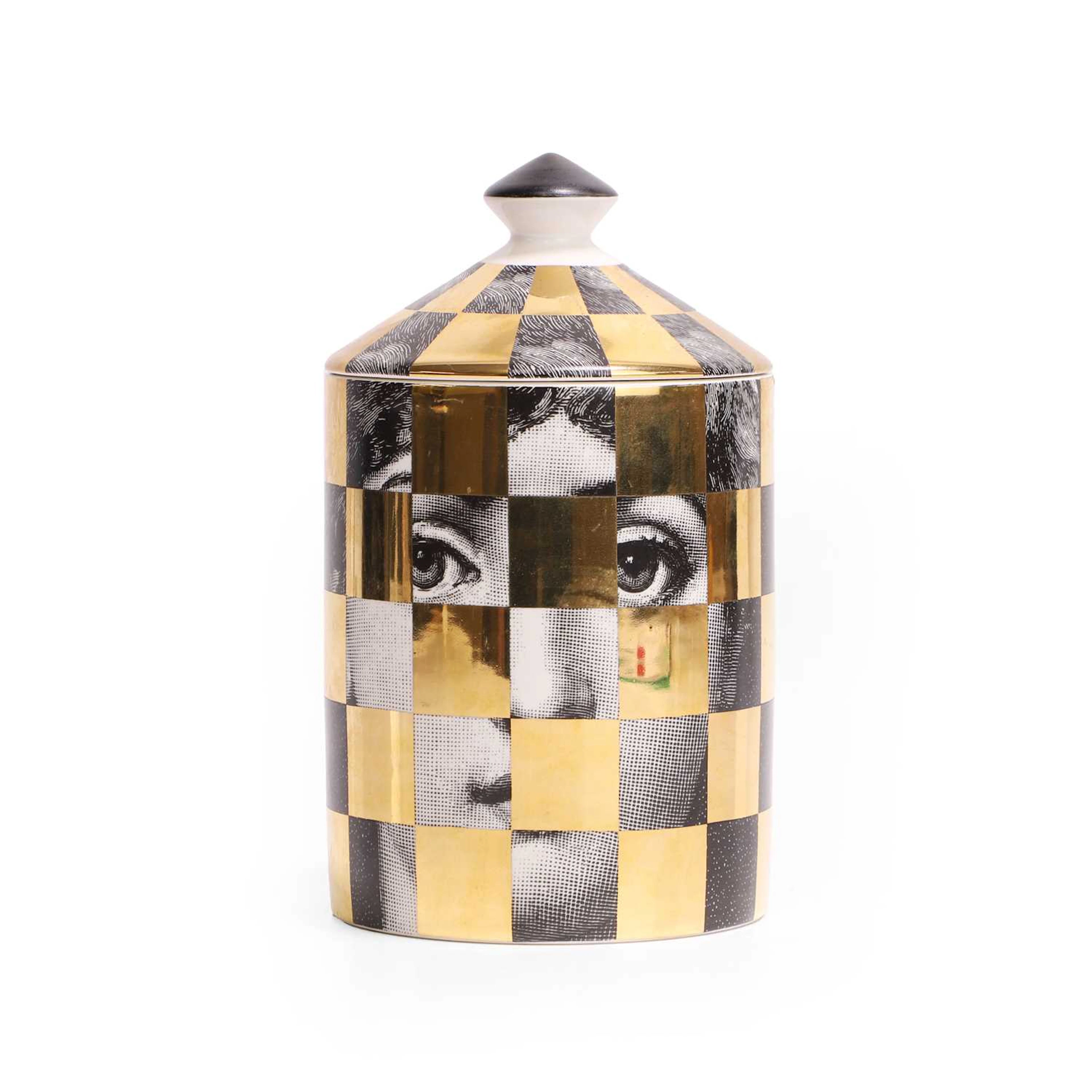 A Fornasetti Scacco candle