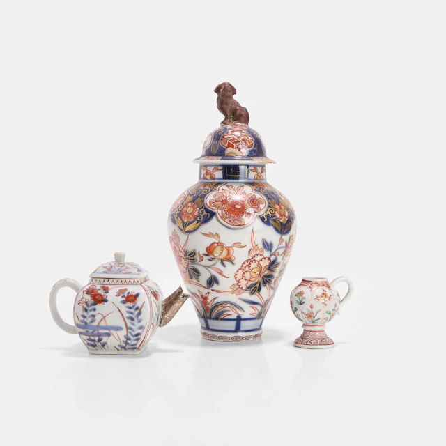 A collection of Japanese porcelain 17th-19th century