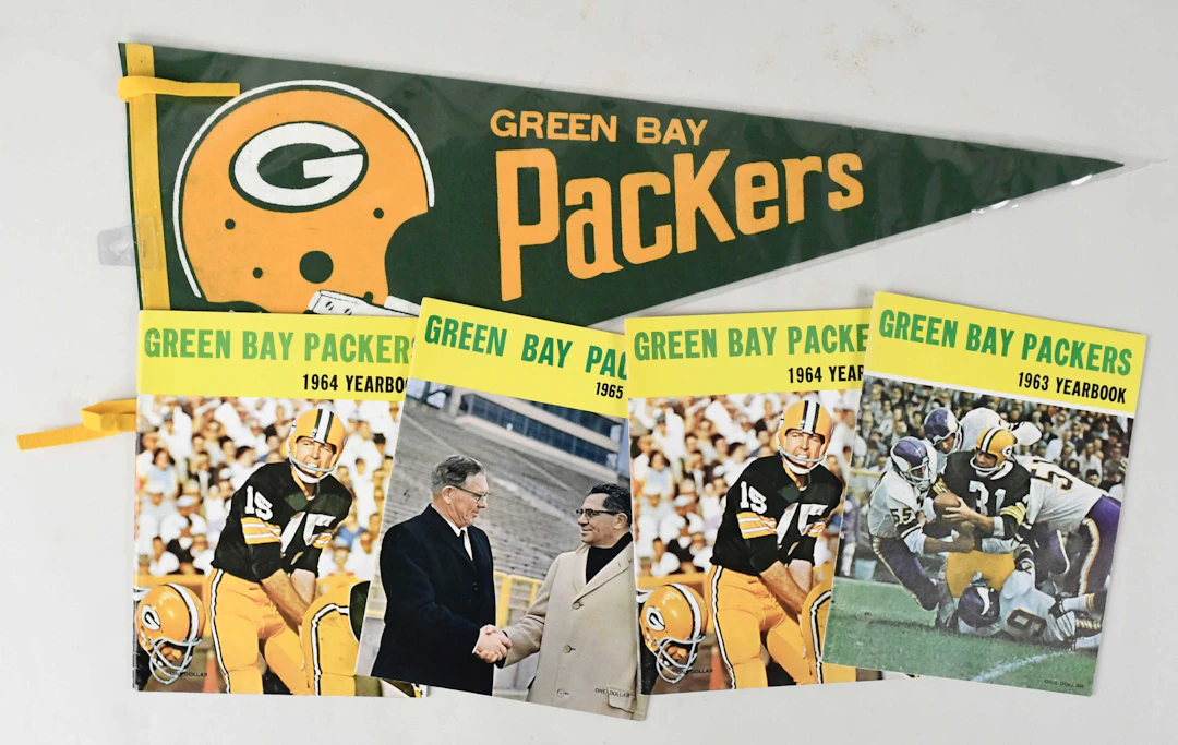 "Lot of (28) Green Bay Packers yearbooks from 1963-1980