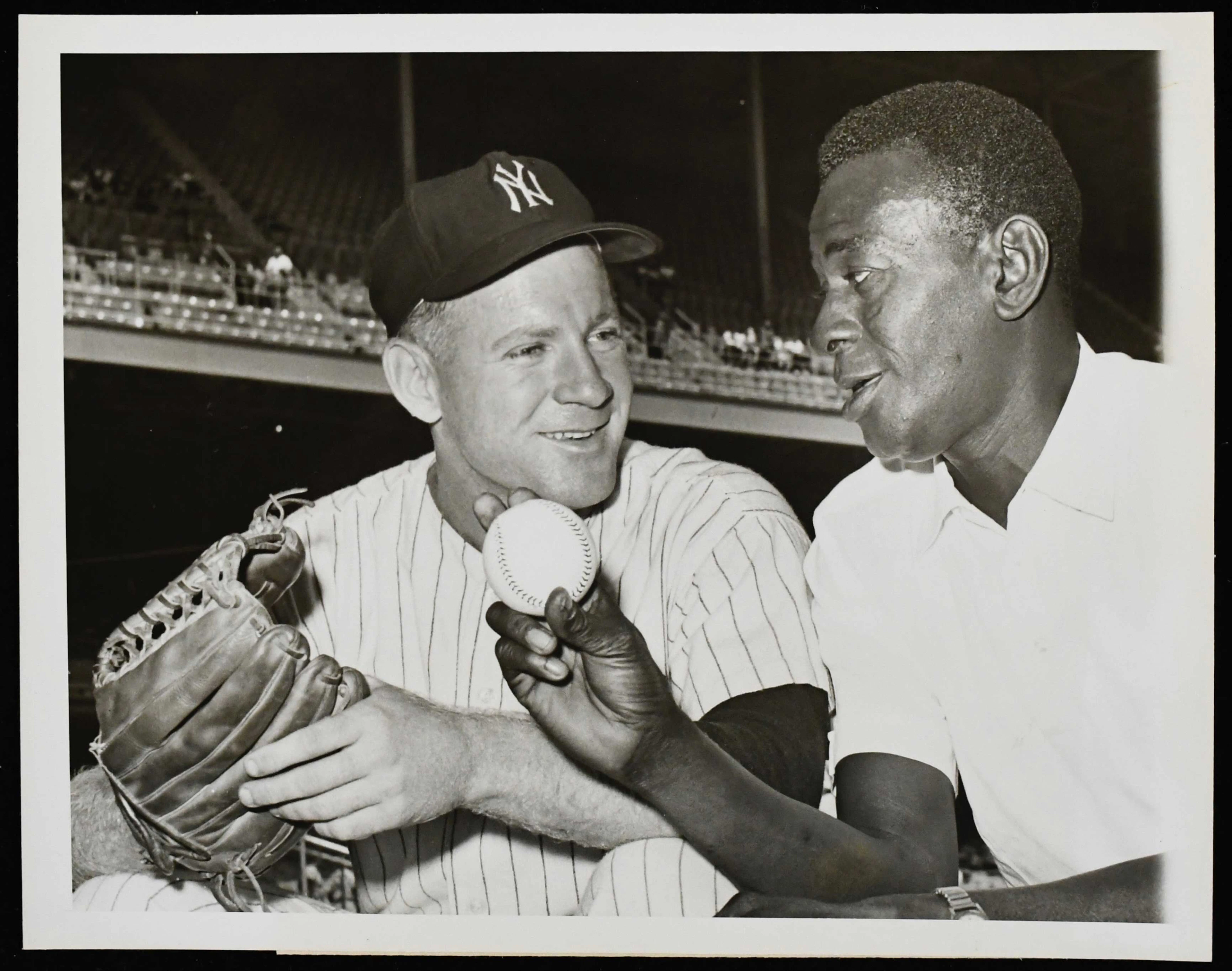 "1961 Whitey Ford and Satchel Paige photograph (EX/MT)...
