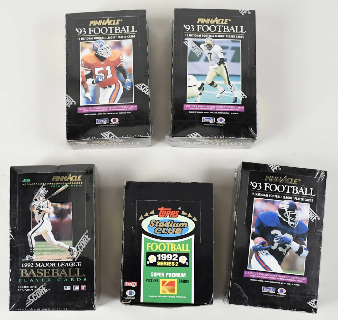 Lot of (5) 1992-1993 baseball and football hobby boxes (NM-NM/MT)