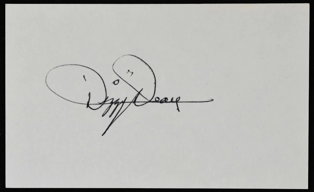 Dizzy Dean autographed index card (EX/MT) Signed in ink...
