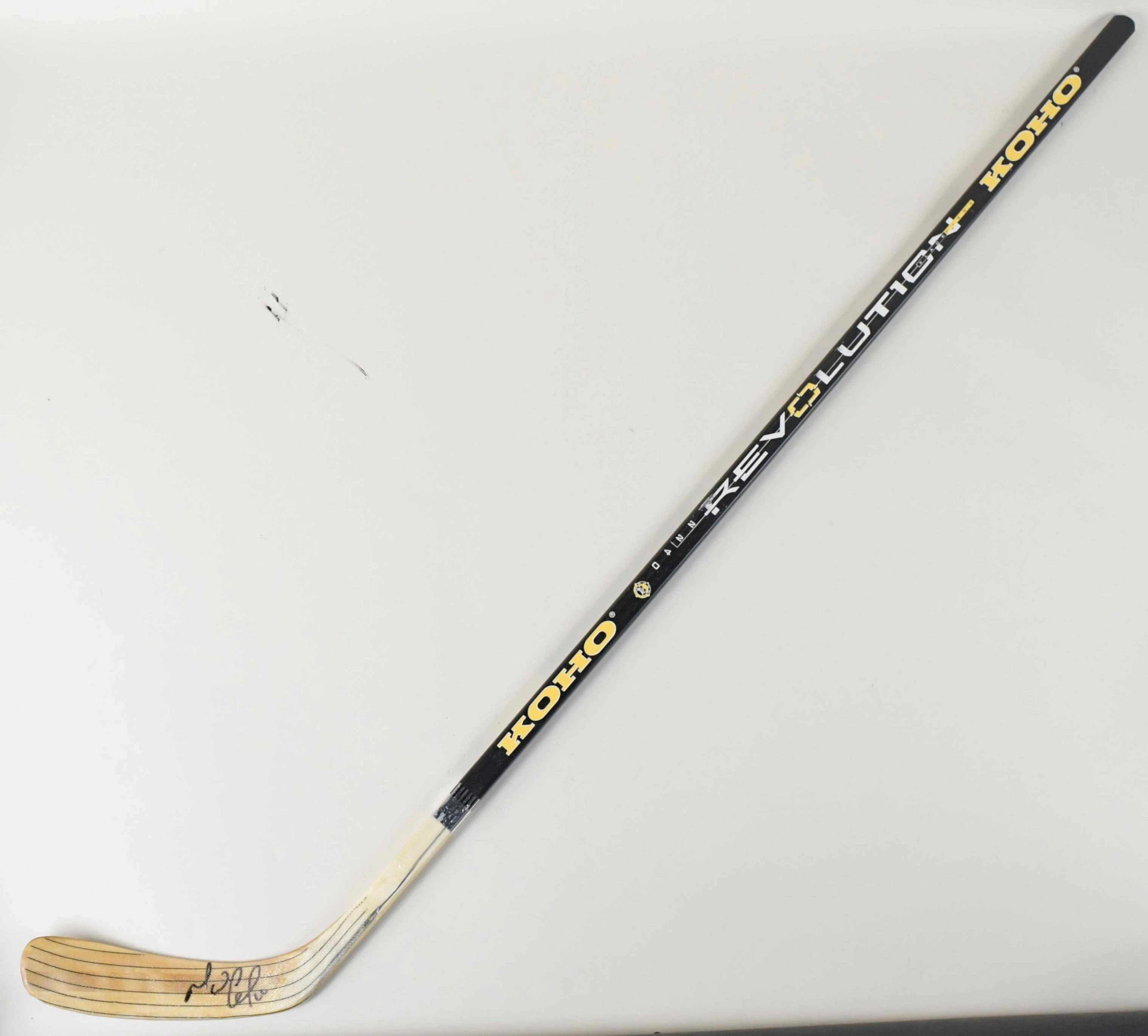 "Mario Lemieux signed 1992 professional model hockey stick (NM unused)
