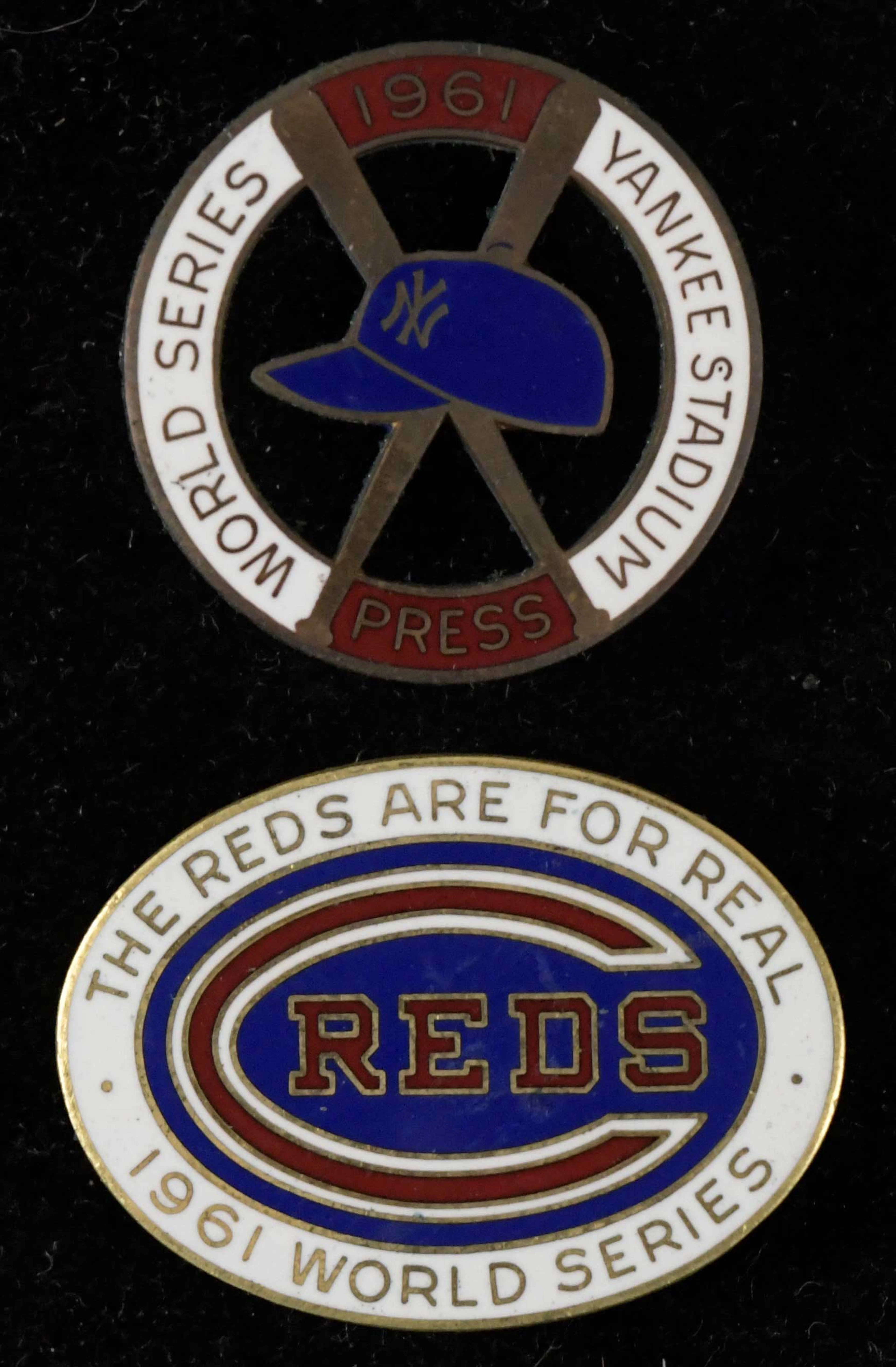 "Cincinnati Reds and New York Yankees 1961 World Series press pins (EX-NM)