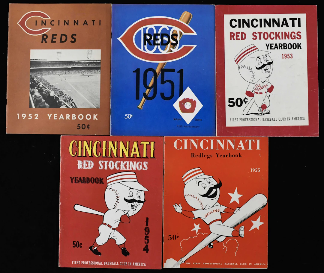 "Lot of (10) 1951-1972 Cincinnati Reds yearbooks (VG/EX-EX)