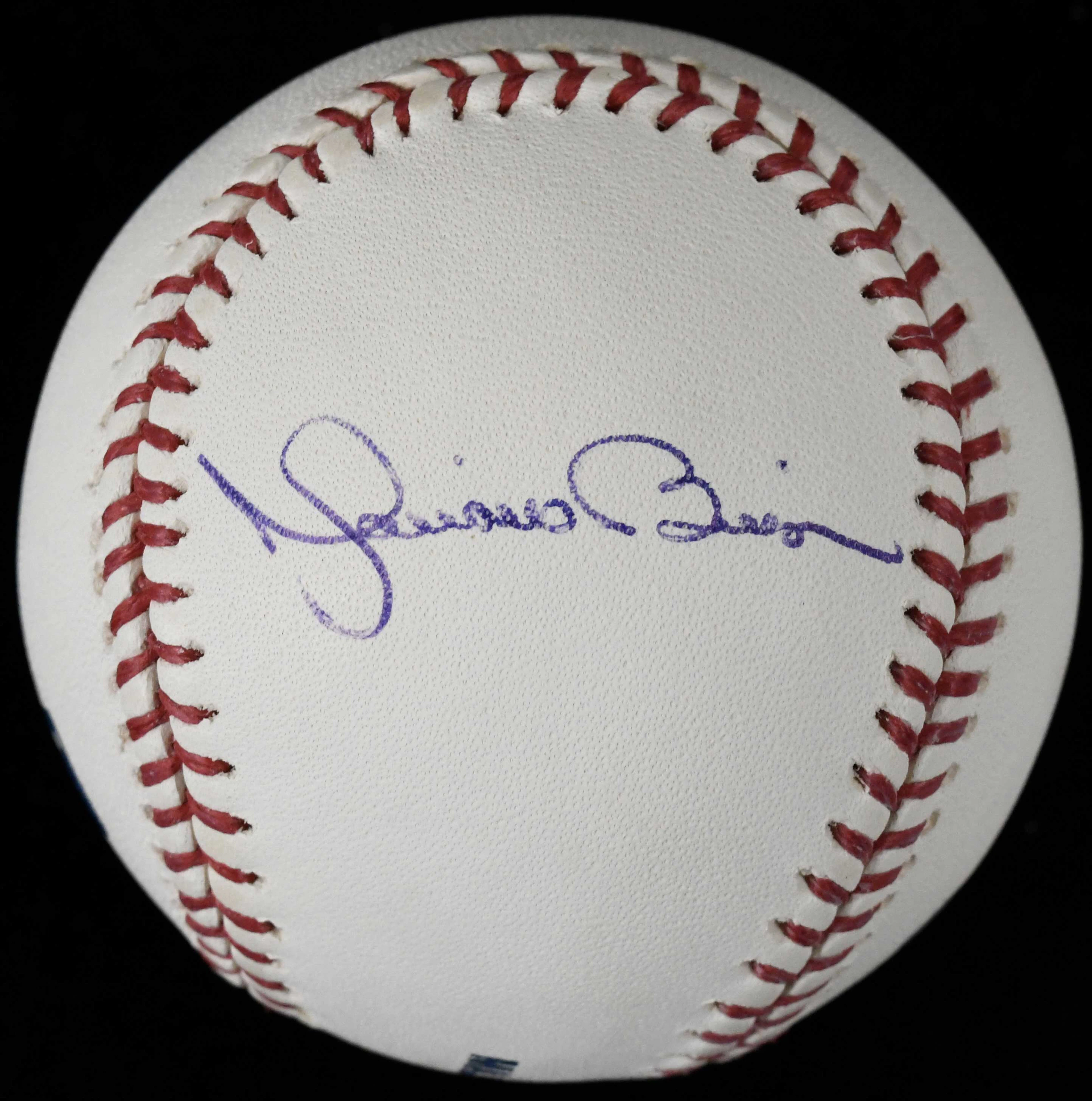 Mariano Rivera signed Rawlings OML baseball (NM)