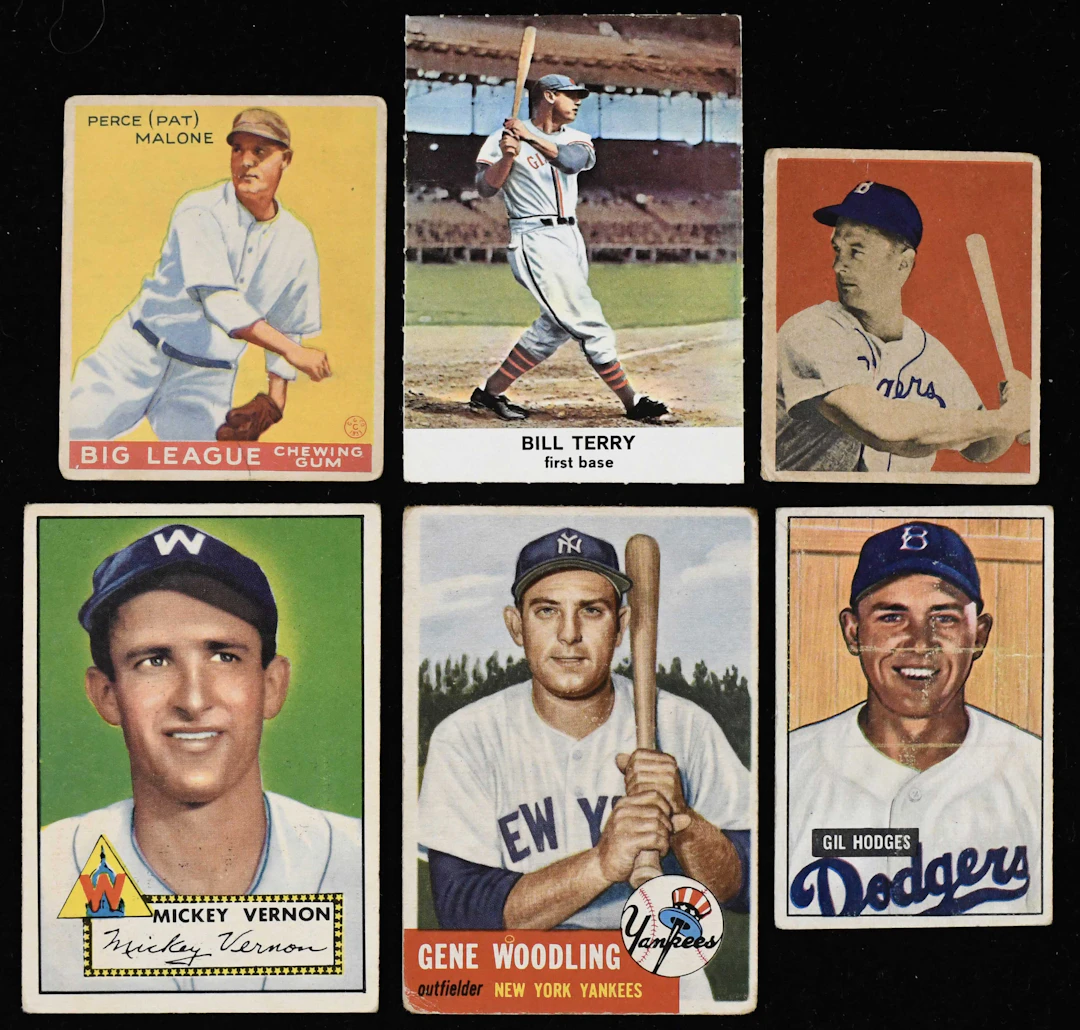 "Lot of (35) baseball cards from 1933-1961 including HOFers (PR-EX)