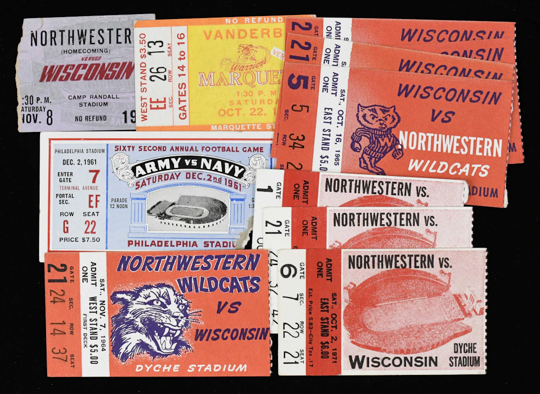 "Lot of (46) college football ticket stubs from 1952-2005 (FR/GD-EX/MT)