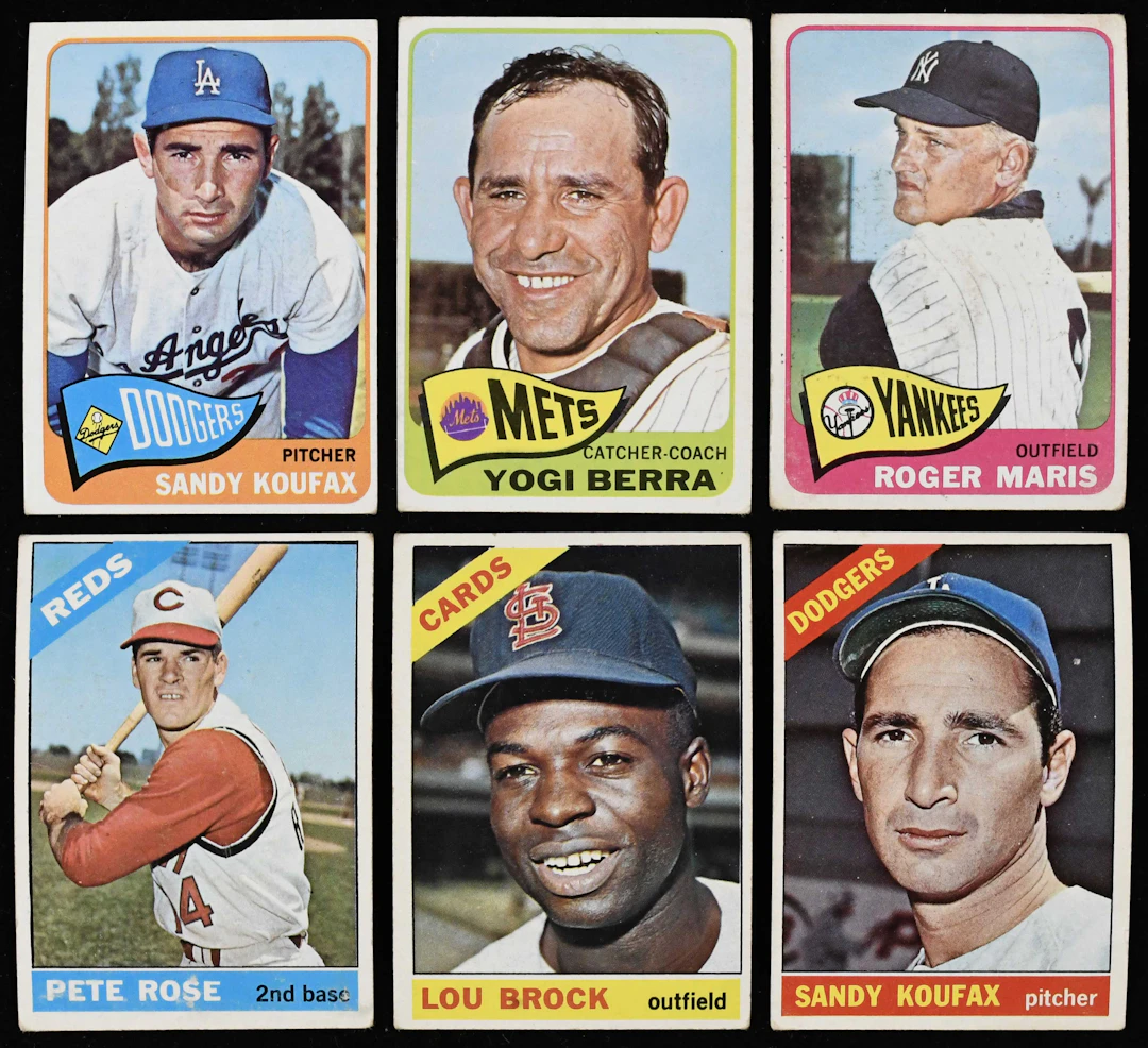 "Lot of (190) 1965-1966 Topps cards with HOFers