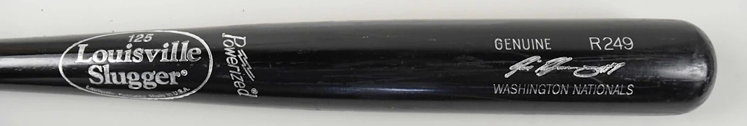 "2010 Ivan Rodriguez professional model baseball bat (EX/MT)
