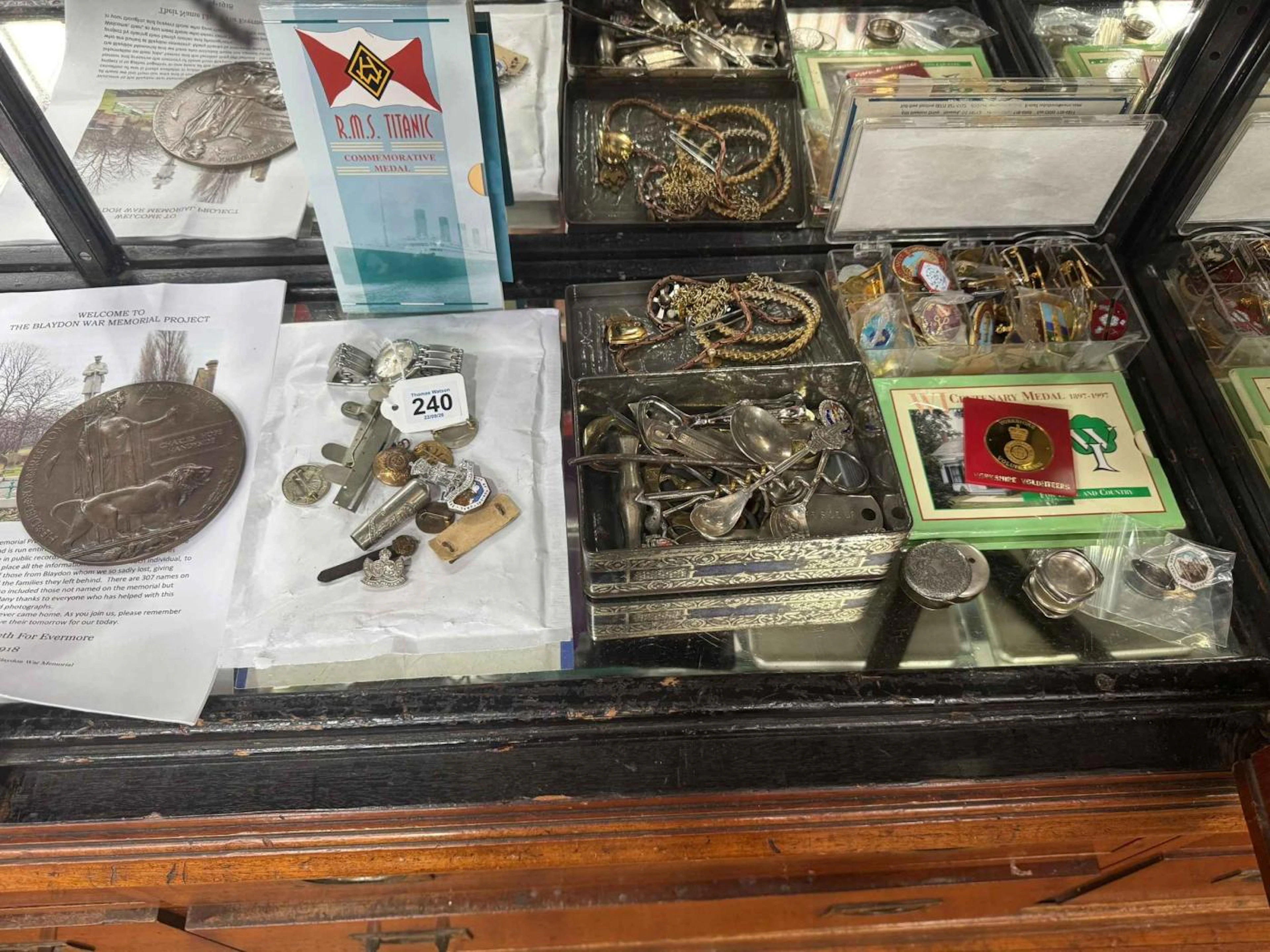 Collectables including Death Penny for Charles Hope Handyside, badges