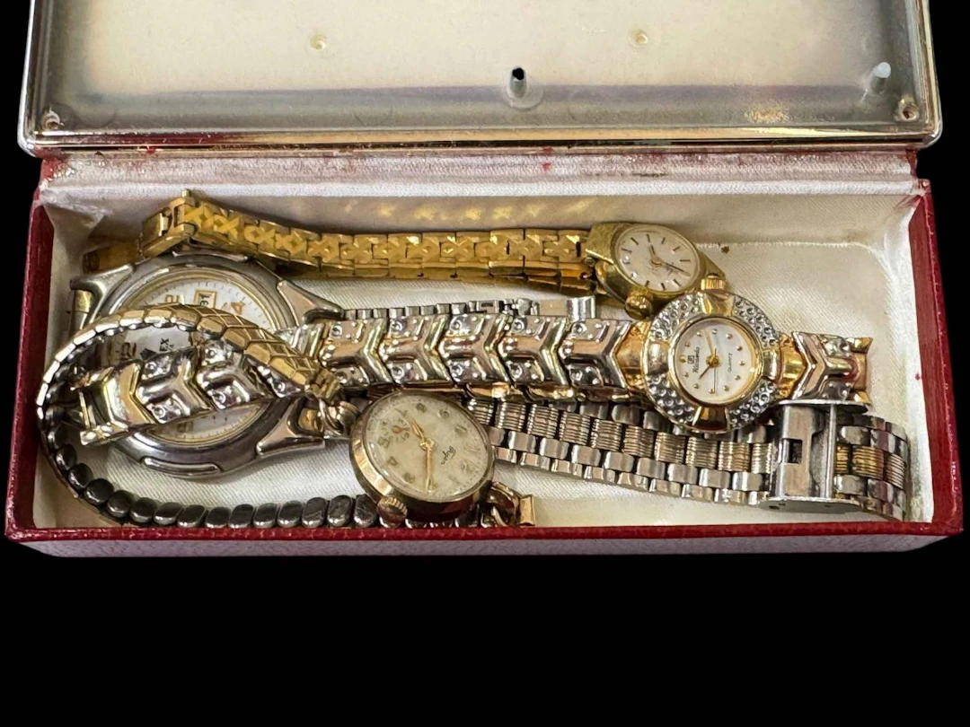 9 carat gold ladies watch, Rotary and Ricardo bracelet watches and