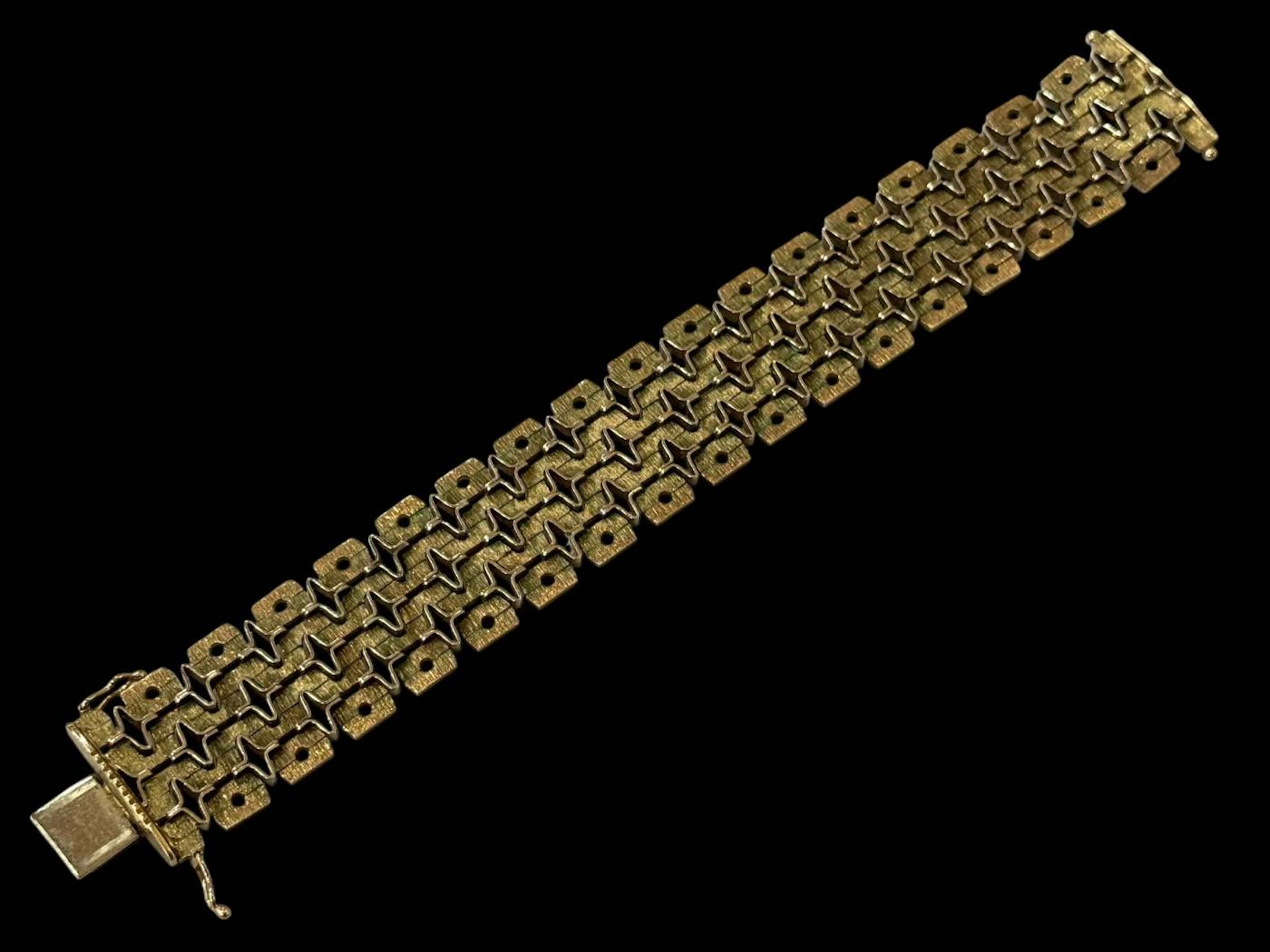 9 carat two colour gold bracelet with textured finish and open links