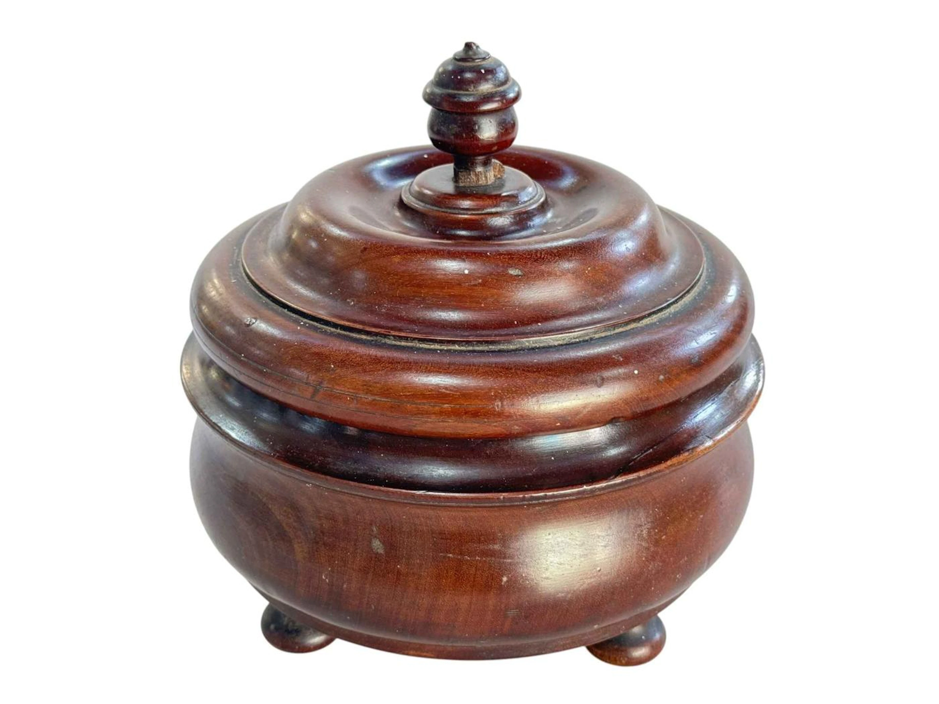 Circular treen box.