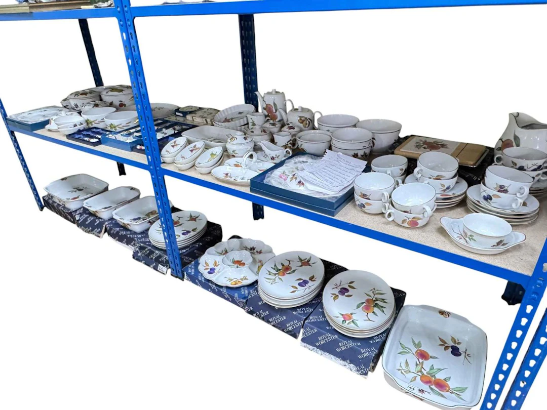 Large collection of Royal Worcester 'Evesham' tableware including