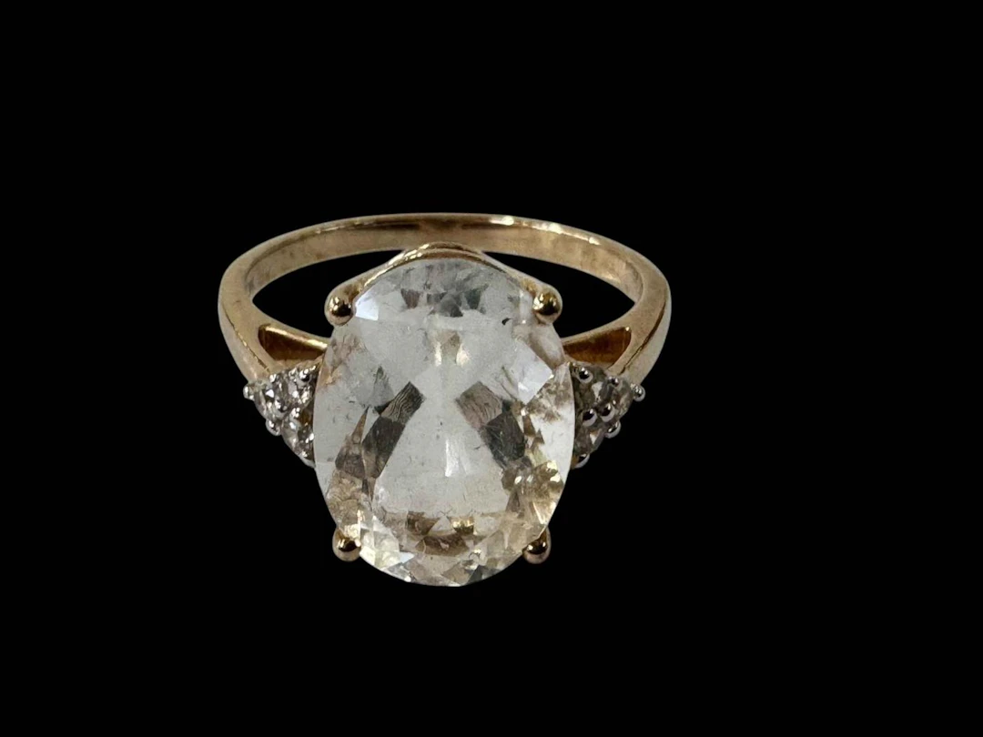 Large white beryl 9k gold ring, size S.