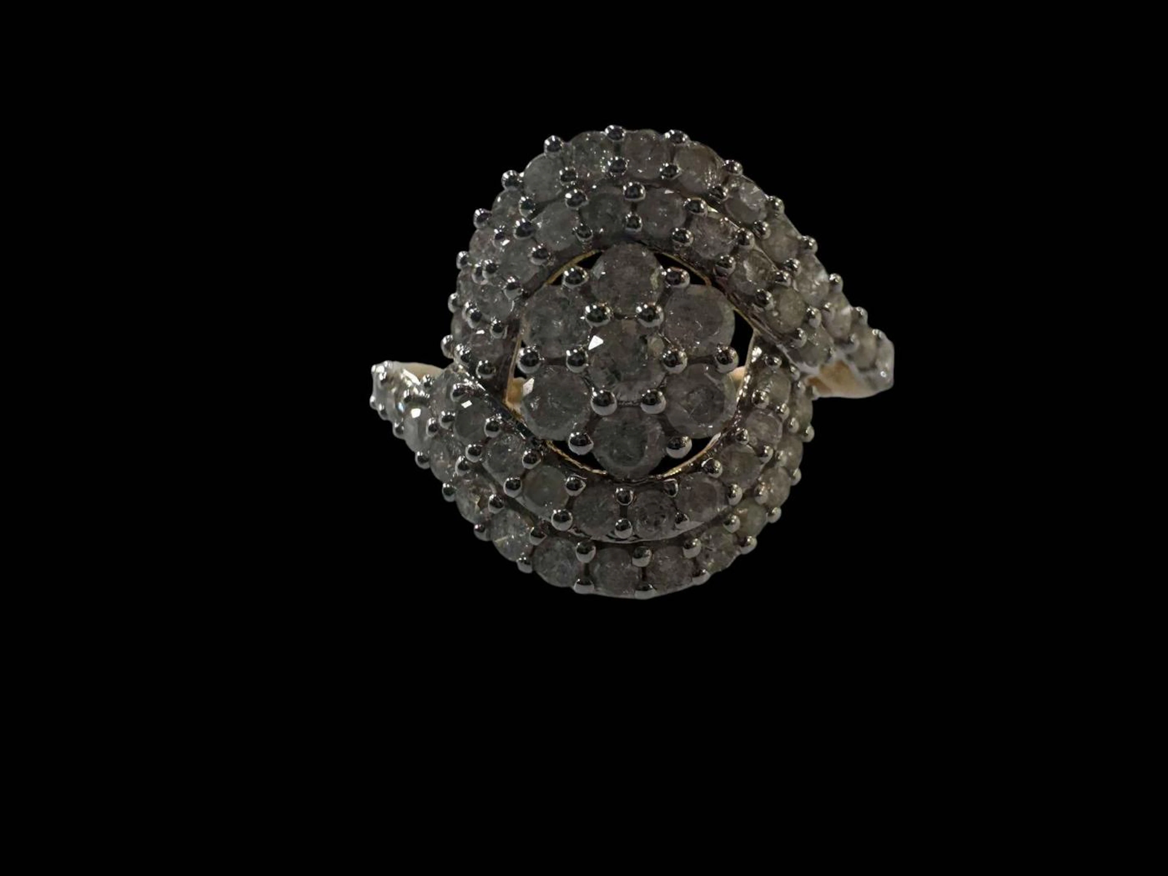 Diamond multi stone cluster 9 carat gold ring, size L/M.