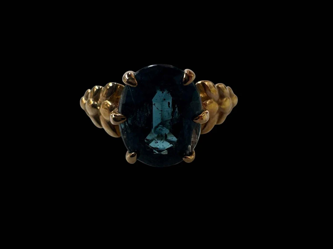 Two carat London Blue Topaz 9 carat gold ring, size P/Q.