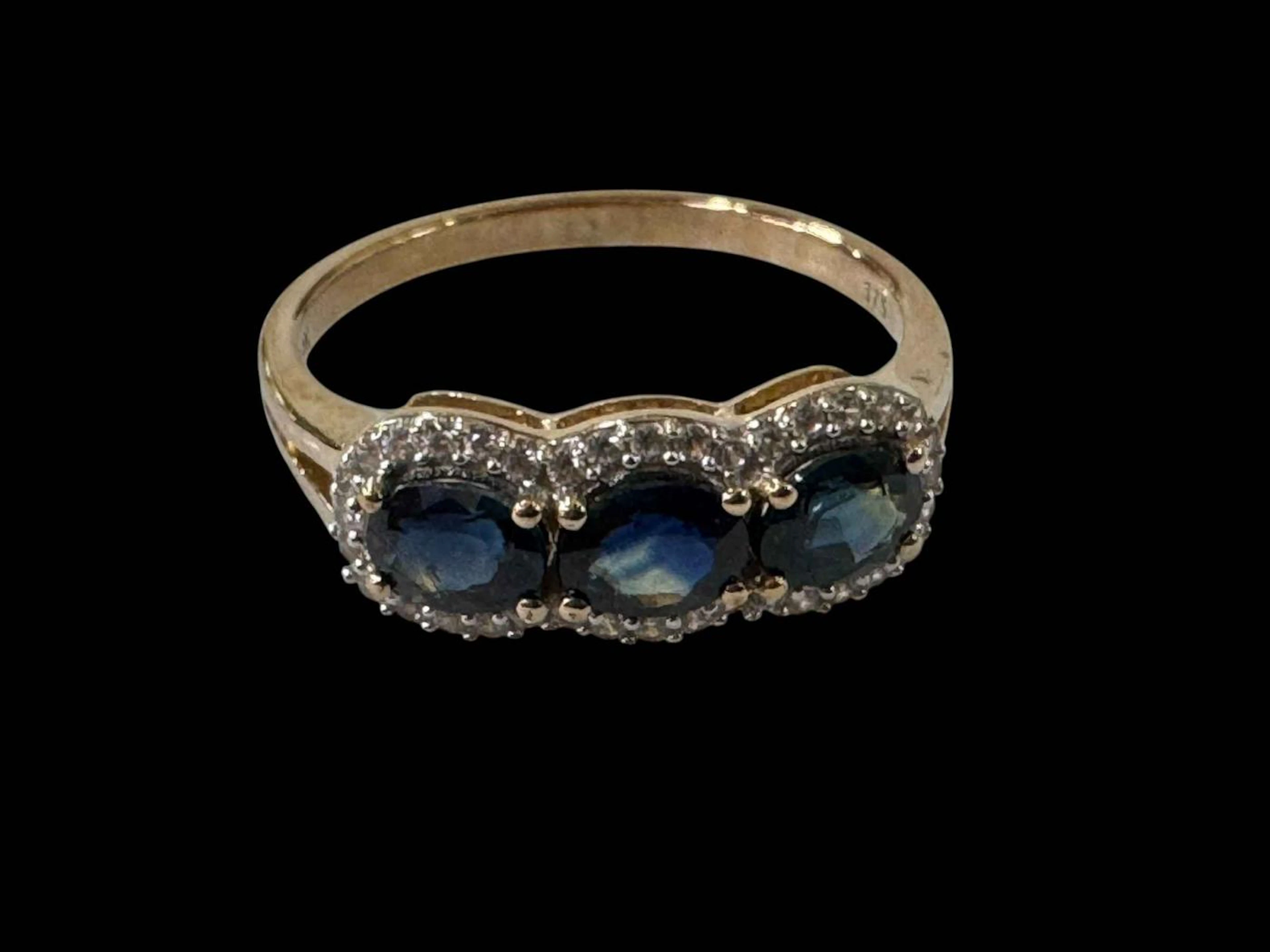Austrian sapphire 9k gold ring, size P/Q, with certificate.
