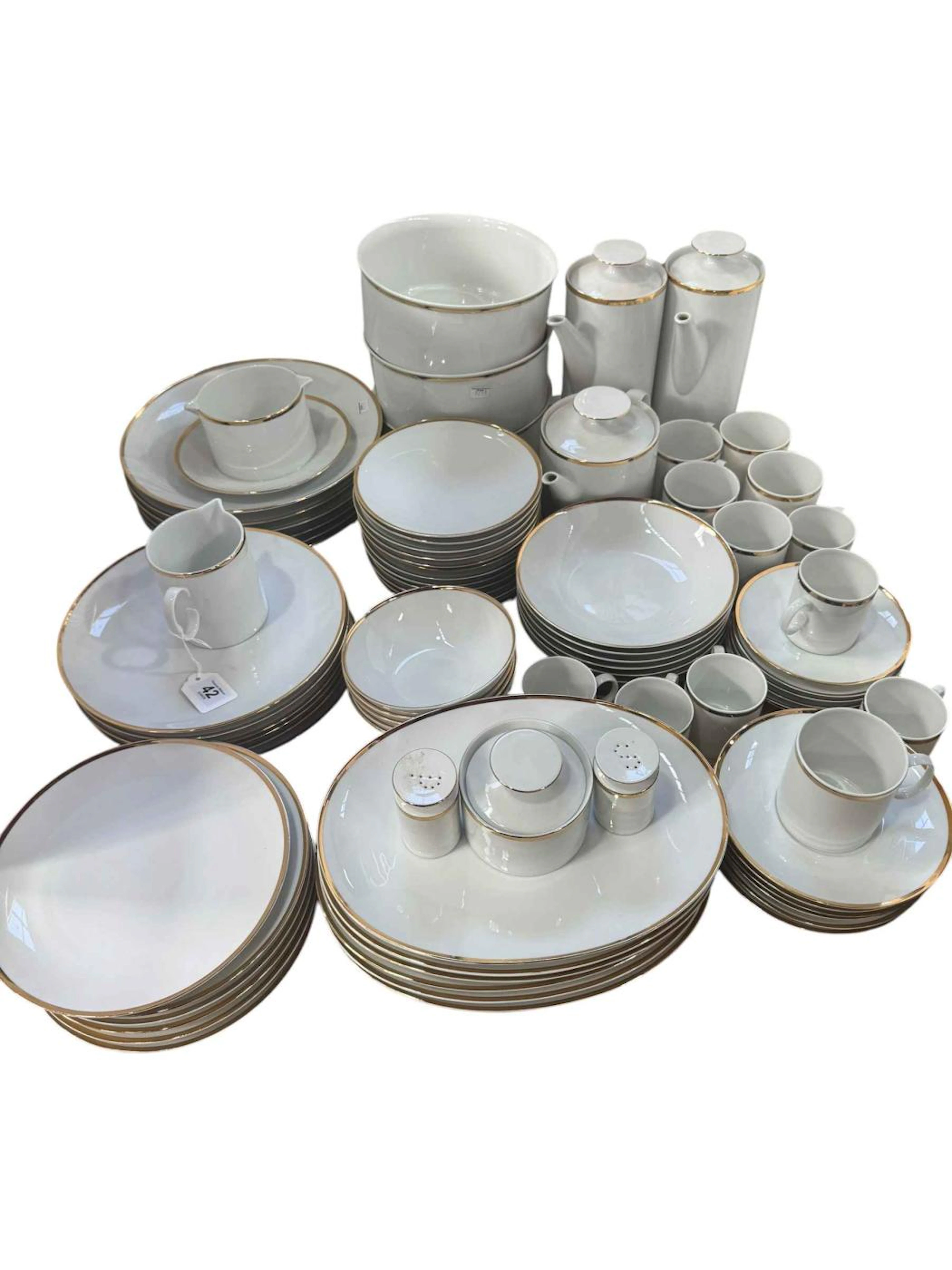 Thomas Germany Medallion part dinner and coffee service including