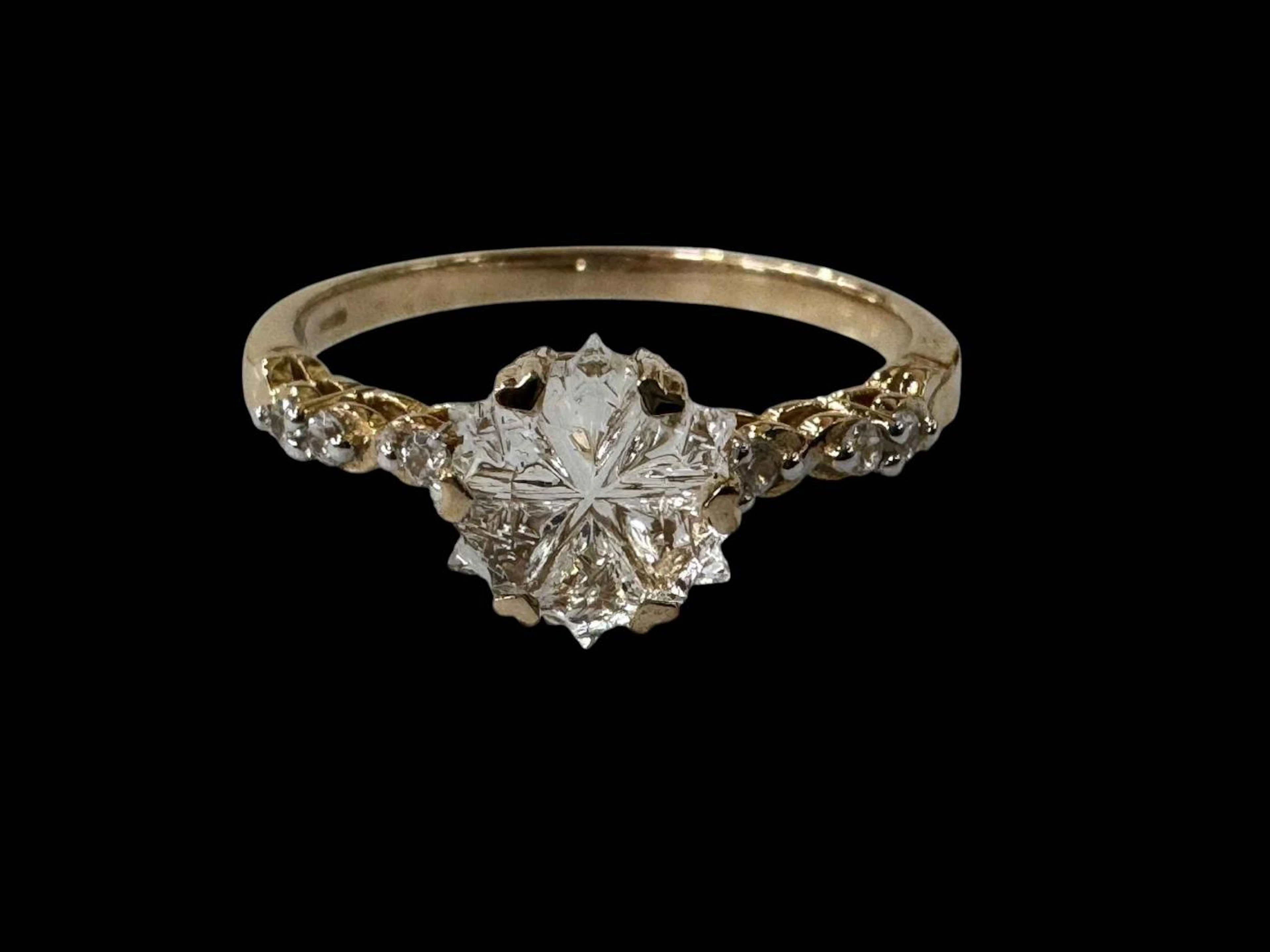 Wobito Snowflake cut Itinga Petalite and zircon 9k gold ring, size