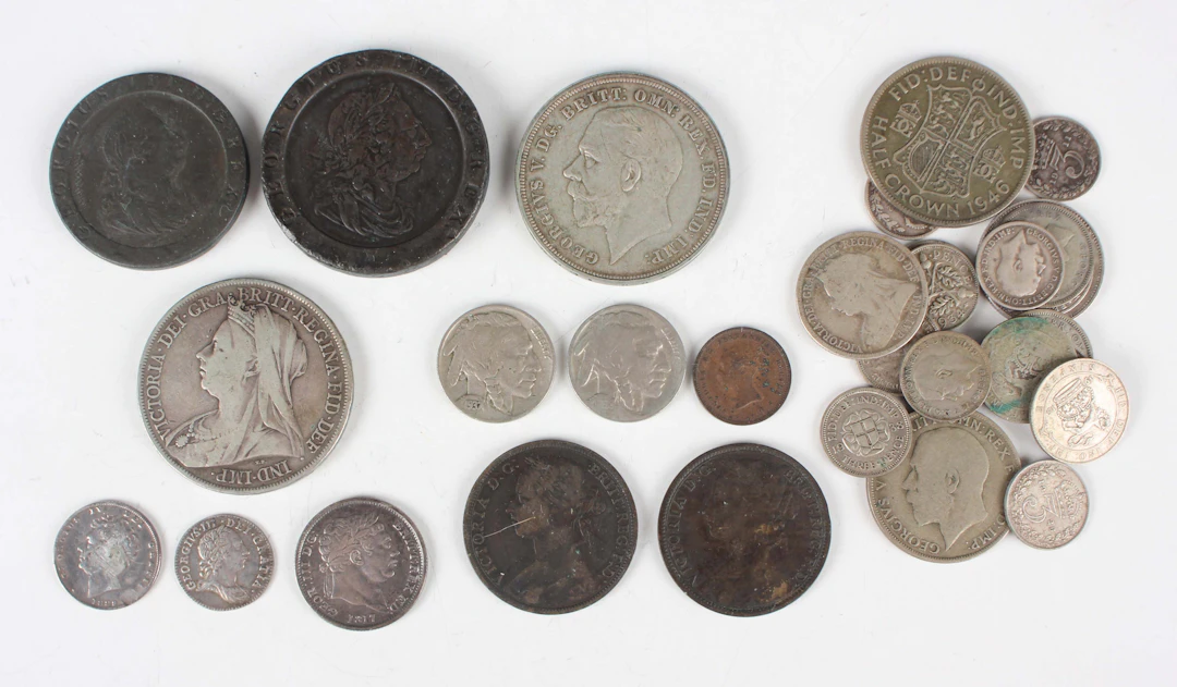 A collection of mainly 19th and 20th century British and world coinage