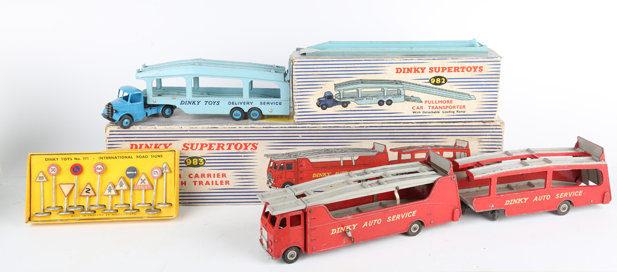 Auction price result for dinky supertoys | Barnebys auction results.